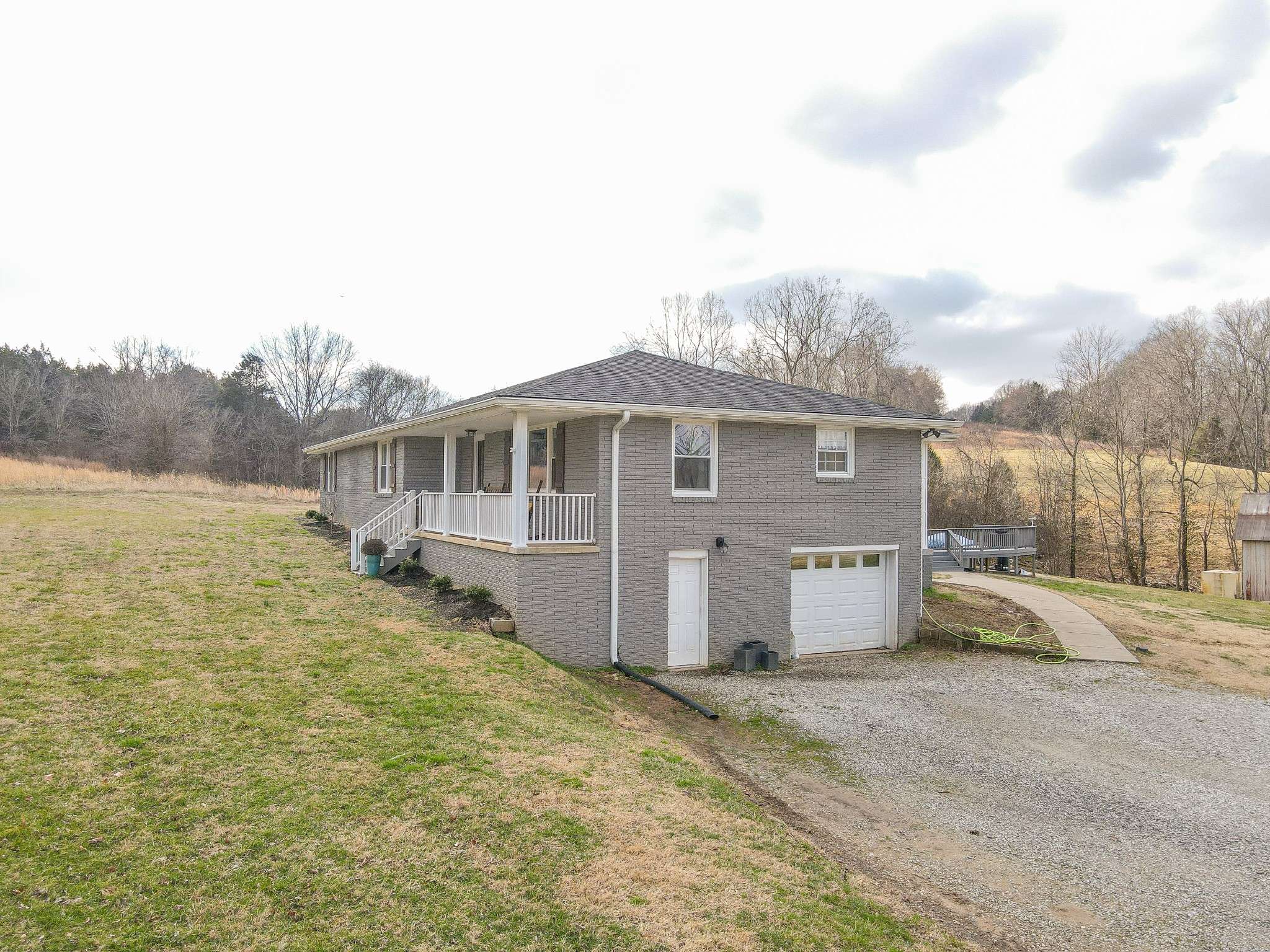 Charlotte, TN 37036,1801 Garrett Rd