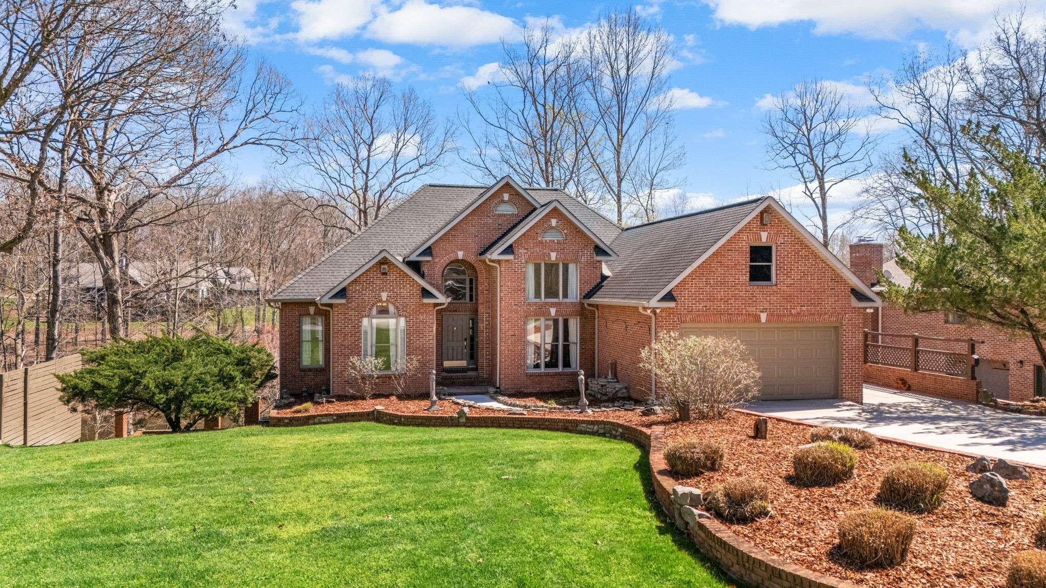 Winchester, TN 37398,228 MURRAY LAKE DRIVE