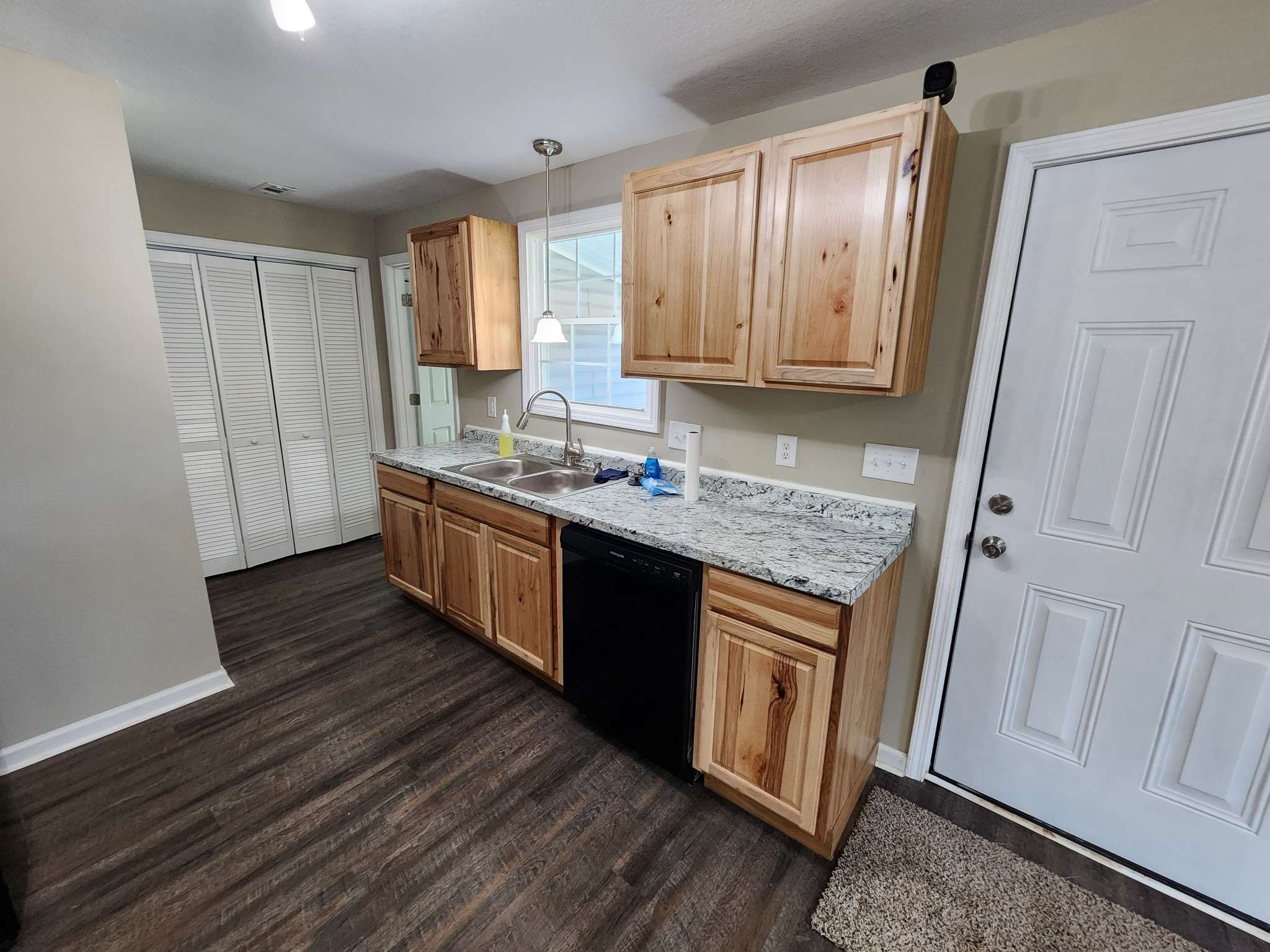 Hopkinsville, KY 42240,1212 Sharpe St
