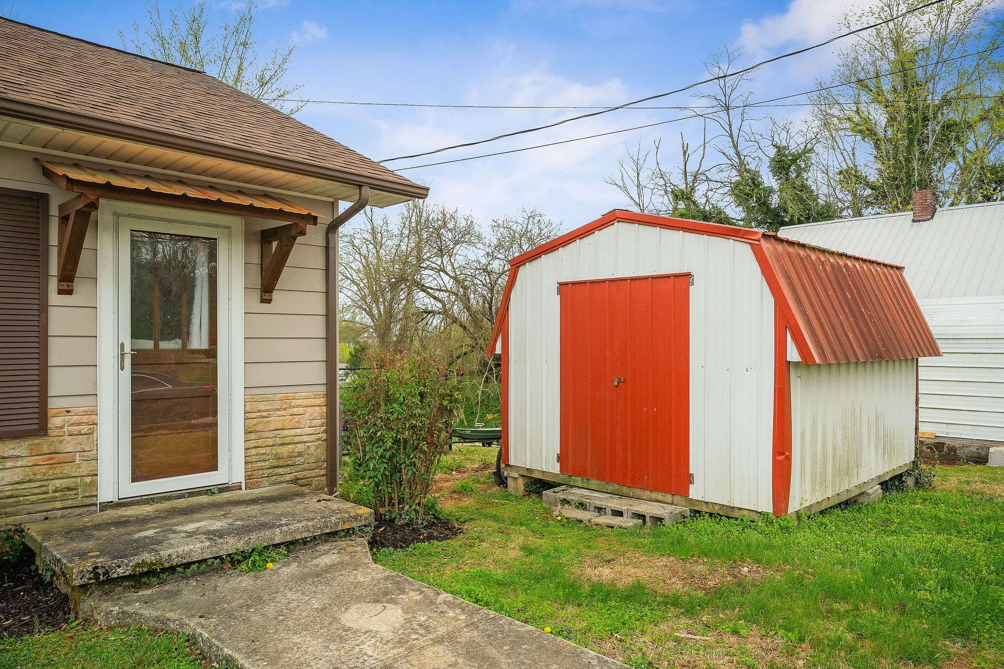 Livingston, TN 38570,503 W 3rd St