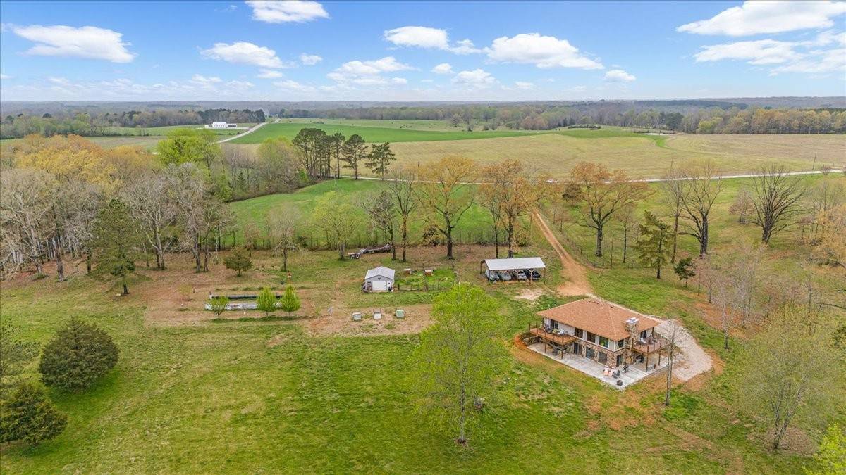 Lawrenceburg, TN 38464,48 Mount Lebanon Rd
