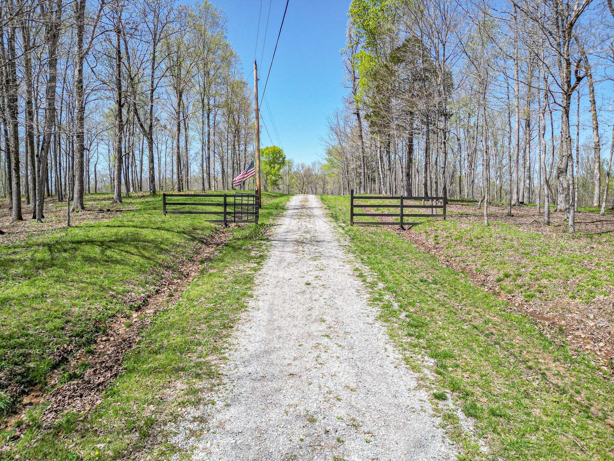 Centerville, TN 37033,317 Highway 100