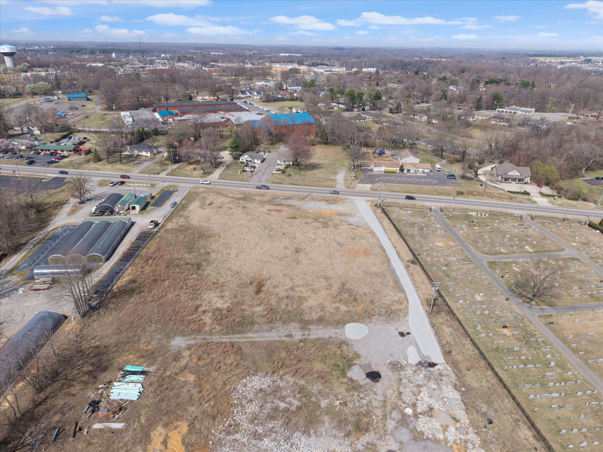 White House, TN 37188,3020 Highway 31 #W