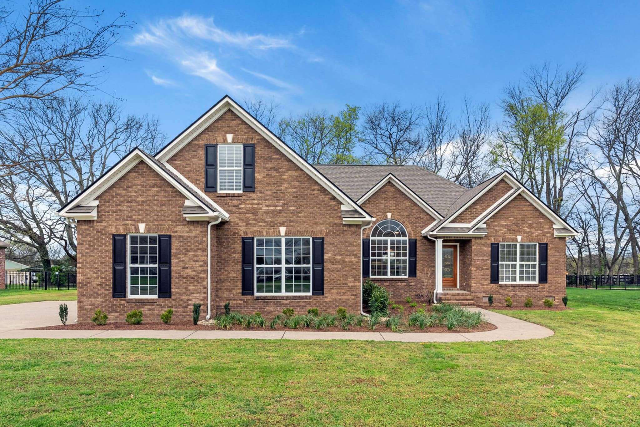 Columbia, TN 38401,912 Harmony Way