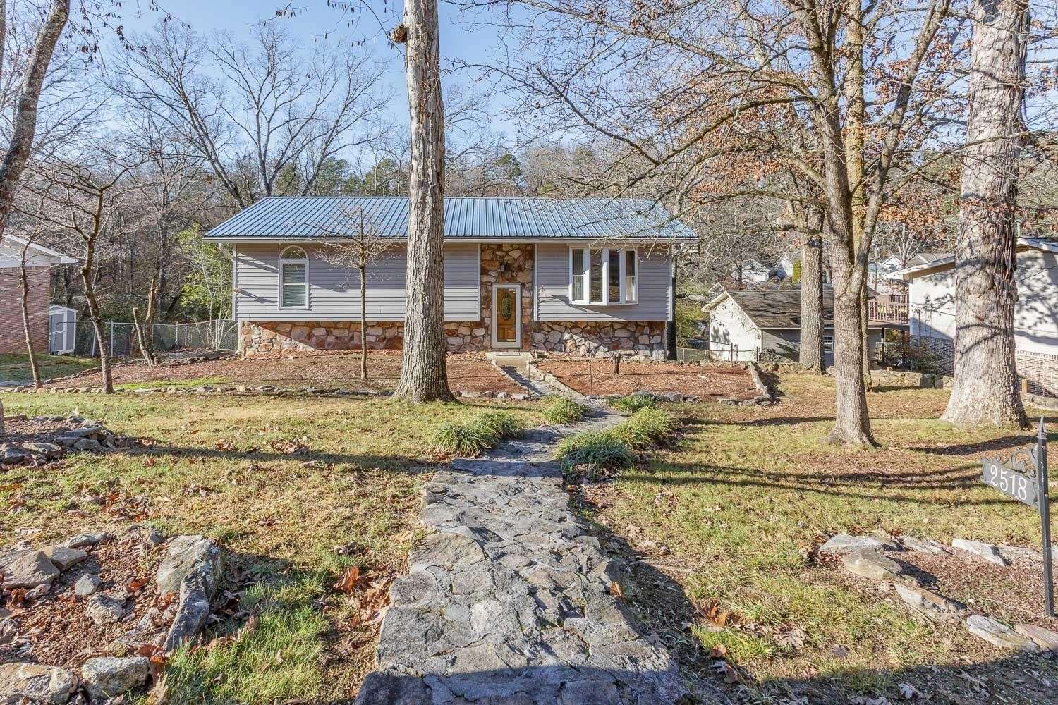 Chattanooga, TN 37421,2518 Standifer Hills Drive