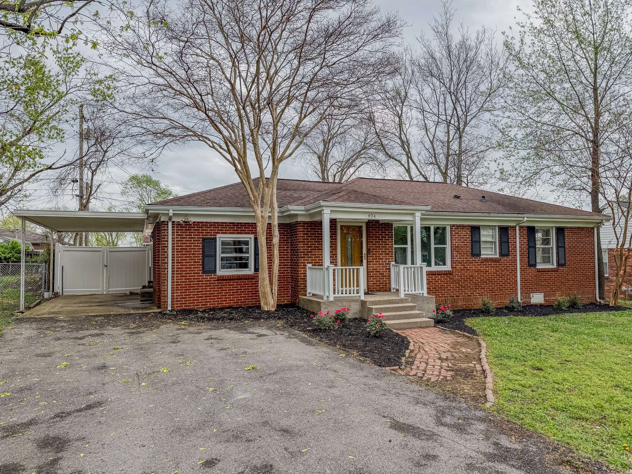 Smyrna, TN 37167,404 Fairview Avenue