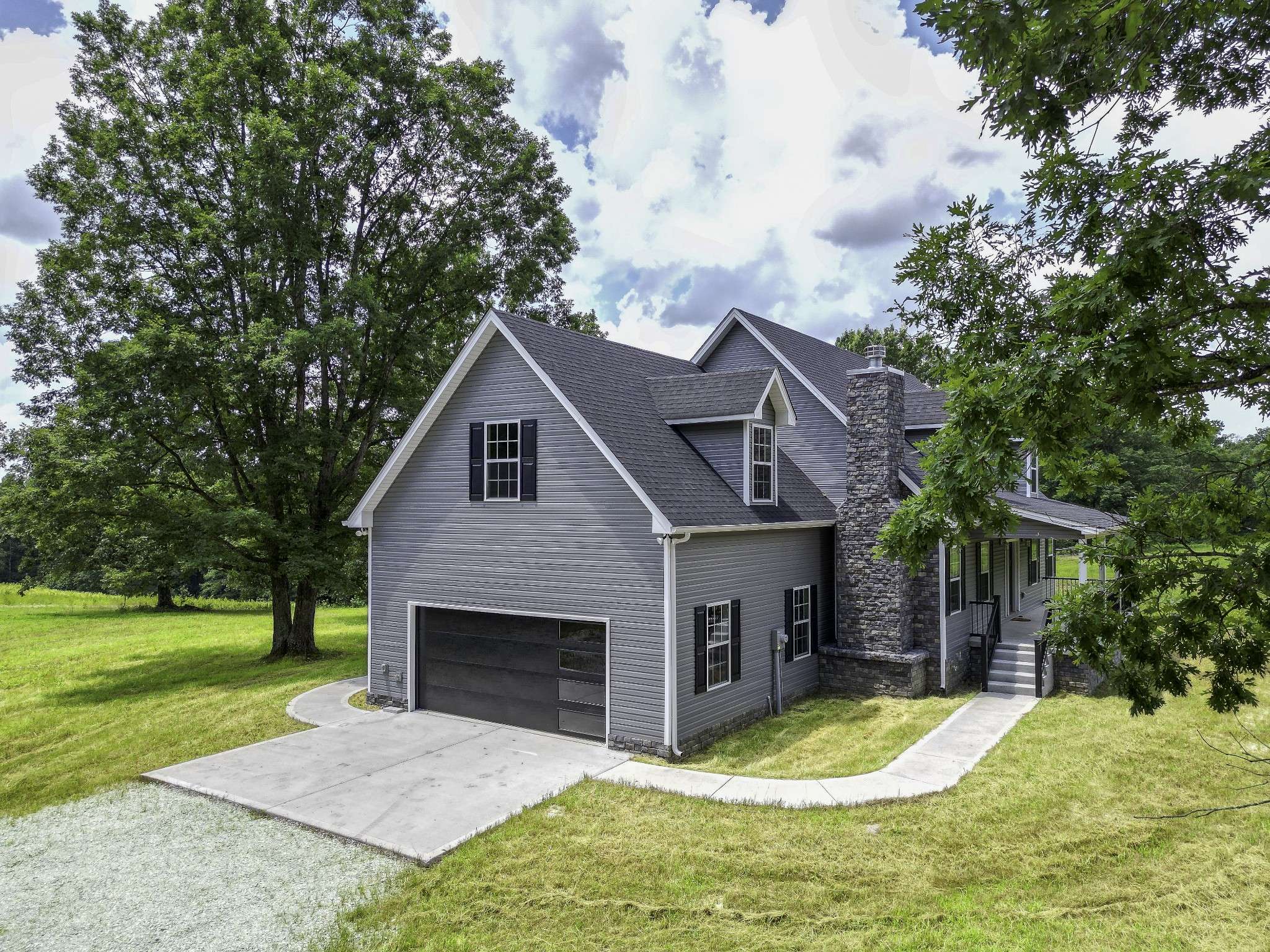 Erin, TN 37061,718 Darrell Rye Road