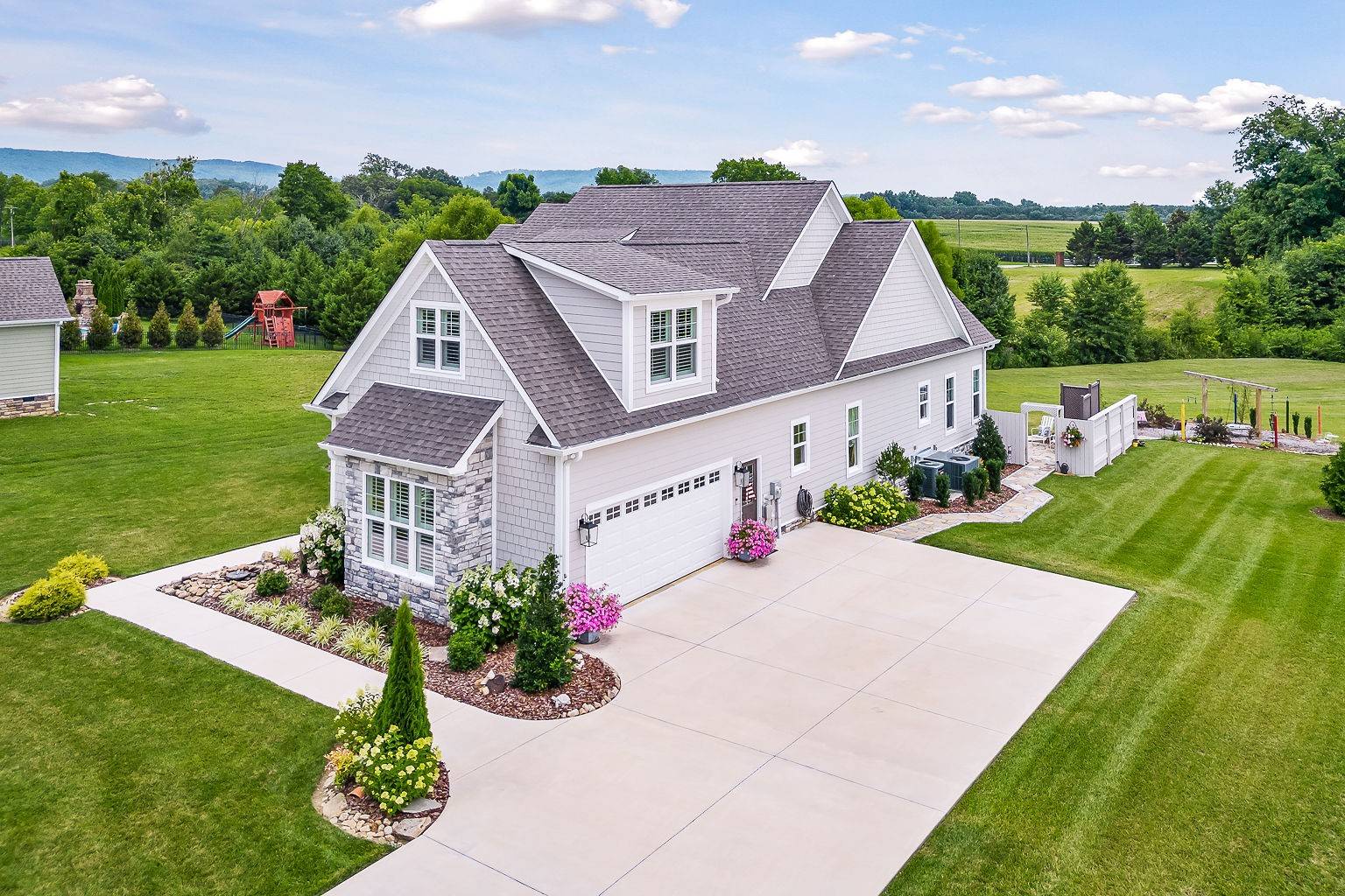 Mcminnville, TN 37110,93 Stone Creek Blvd