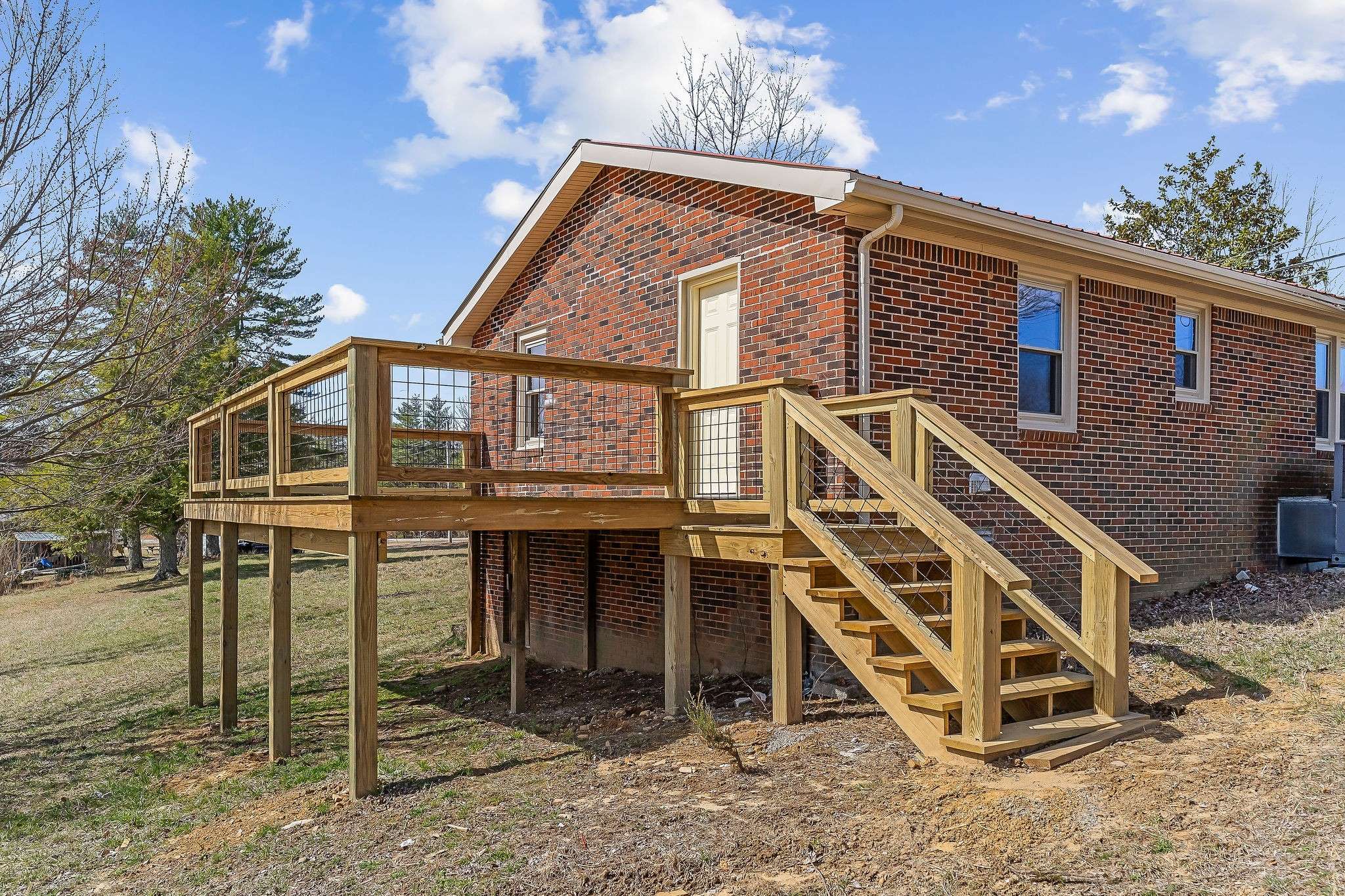 Spencer, TN 38585,2596 Pine Grove Rd