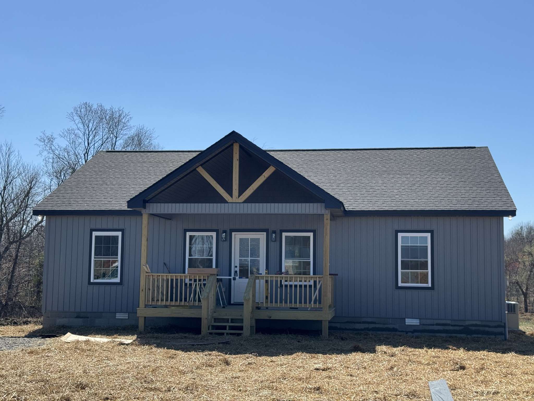 Lafayette, TN 37083,28 Amos Circle