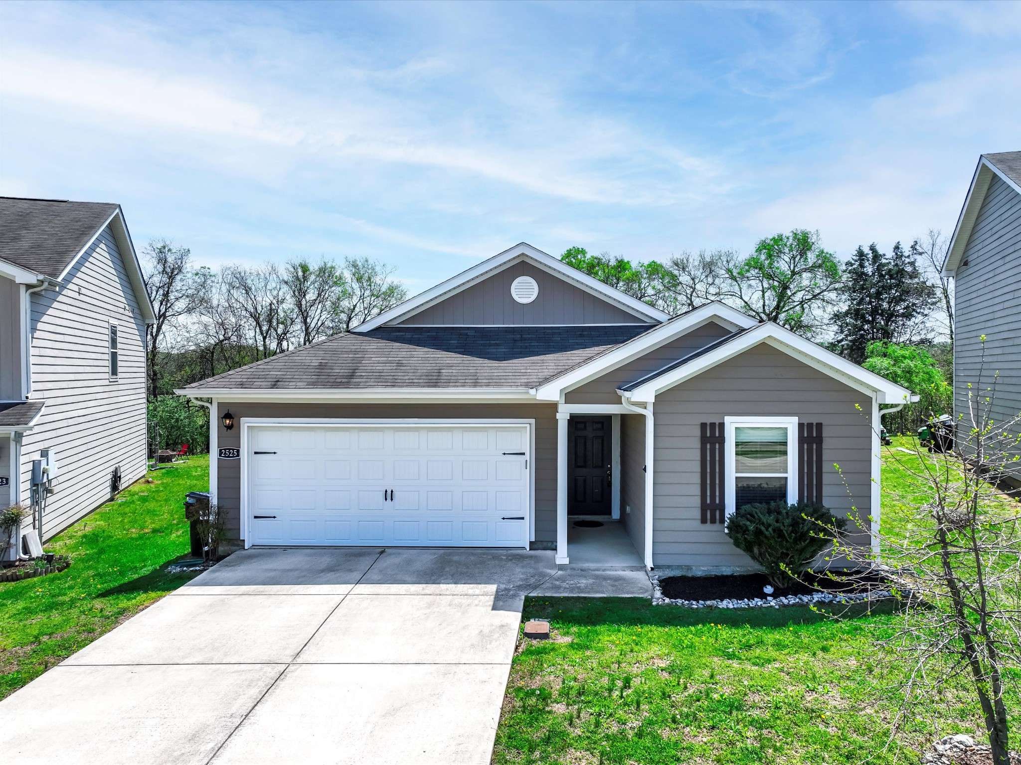 Columbia, TN 38401,2525 Queen Bee Dr