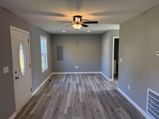 Tullahoma, TN 37388,409 W Decherd St