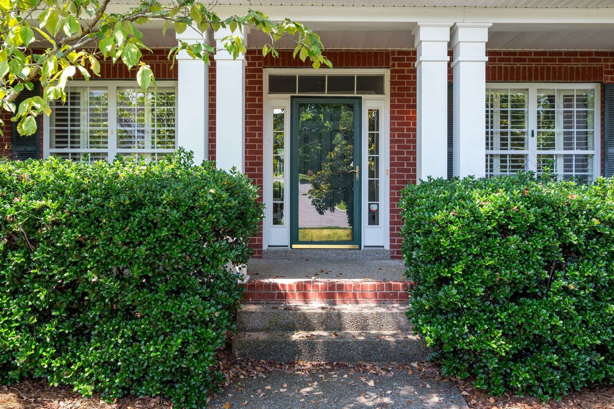 Hendersonville, TN 37075,136 Chesapeake Harbor Blvd