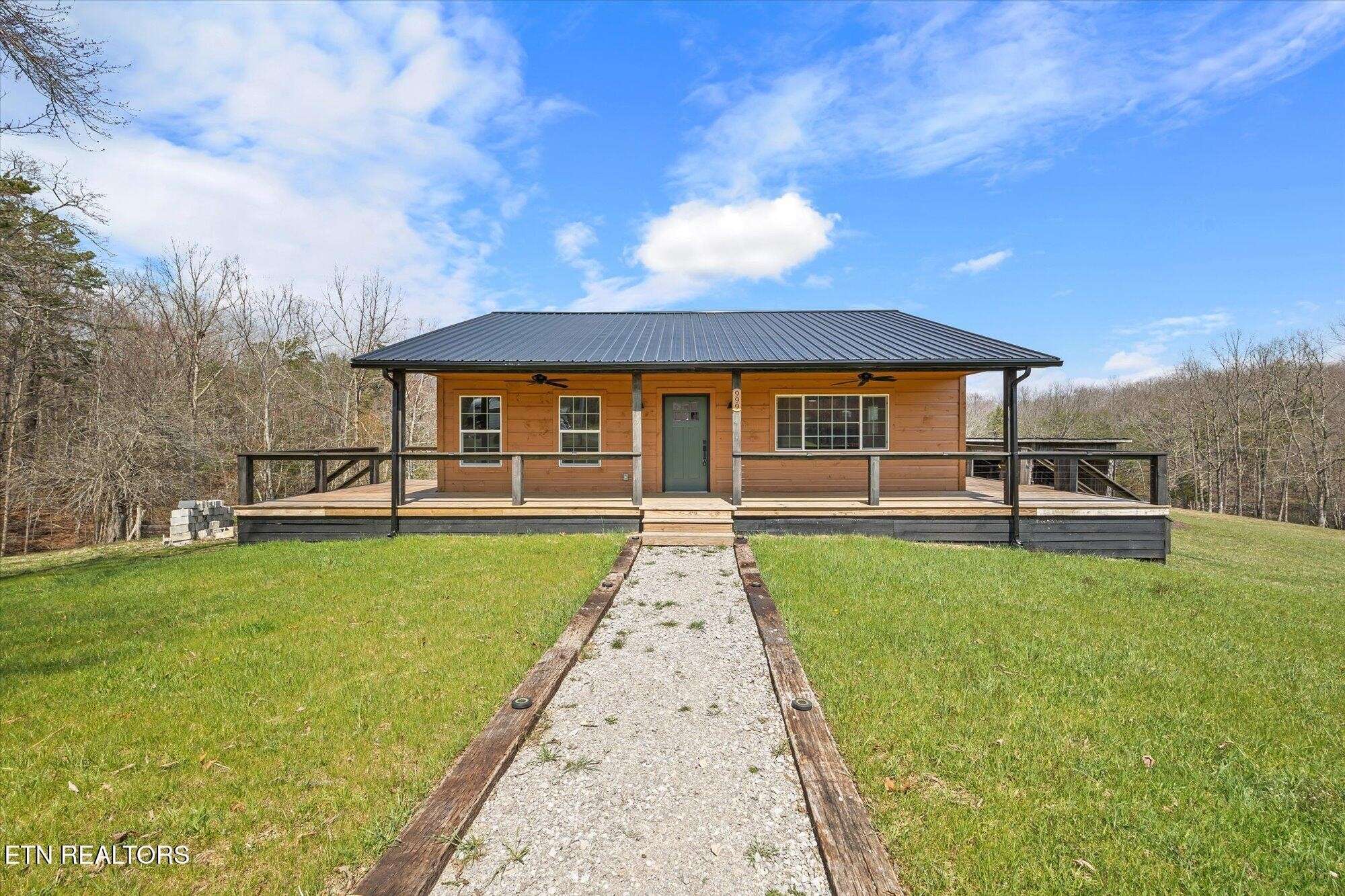 Jamestown, TN 38556,999 Smith Hall Rd