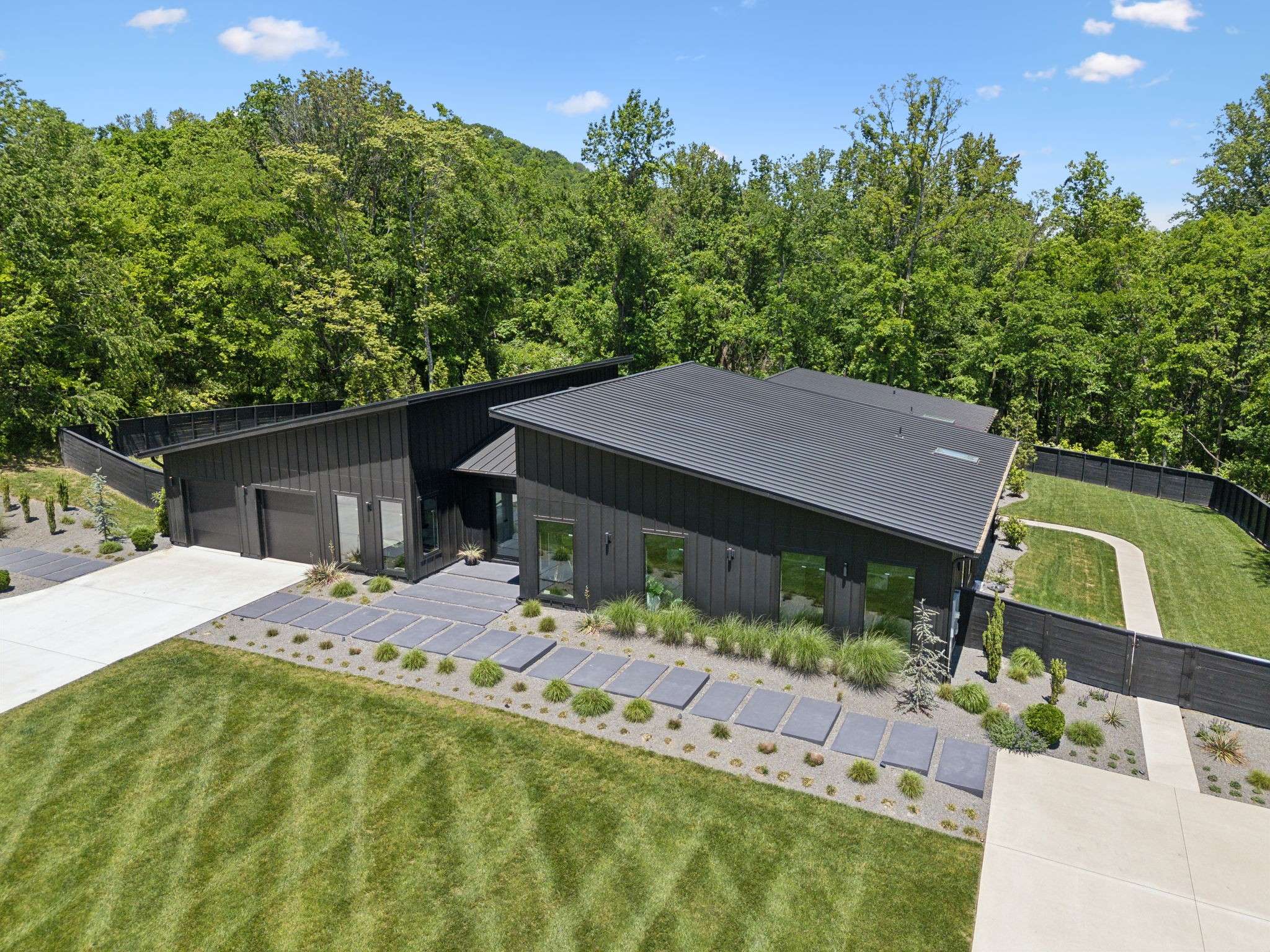 Franklin, TN 37067,4160 Clovercroft Rd