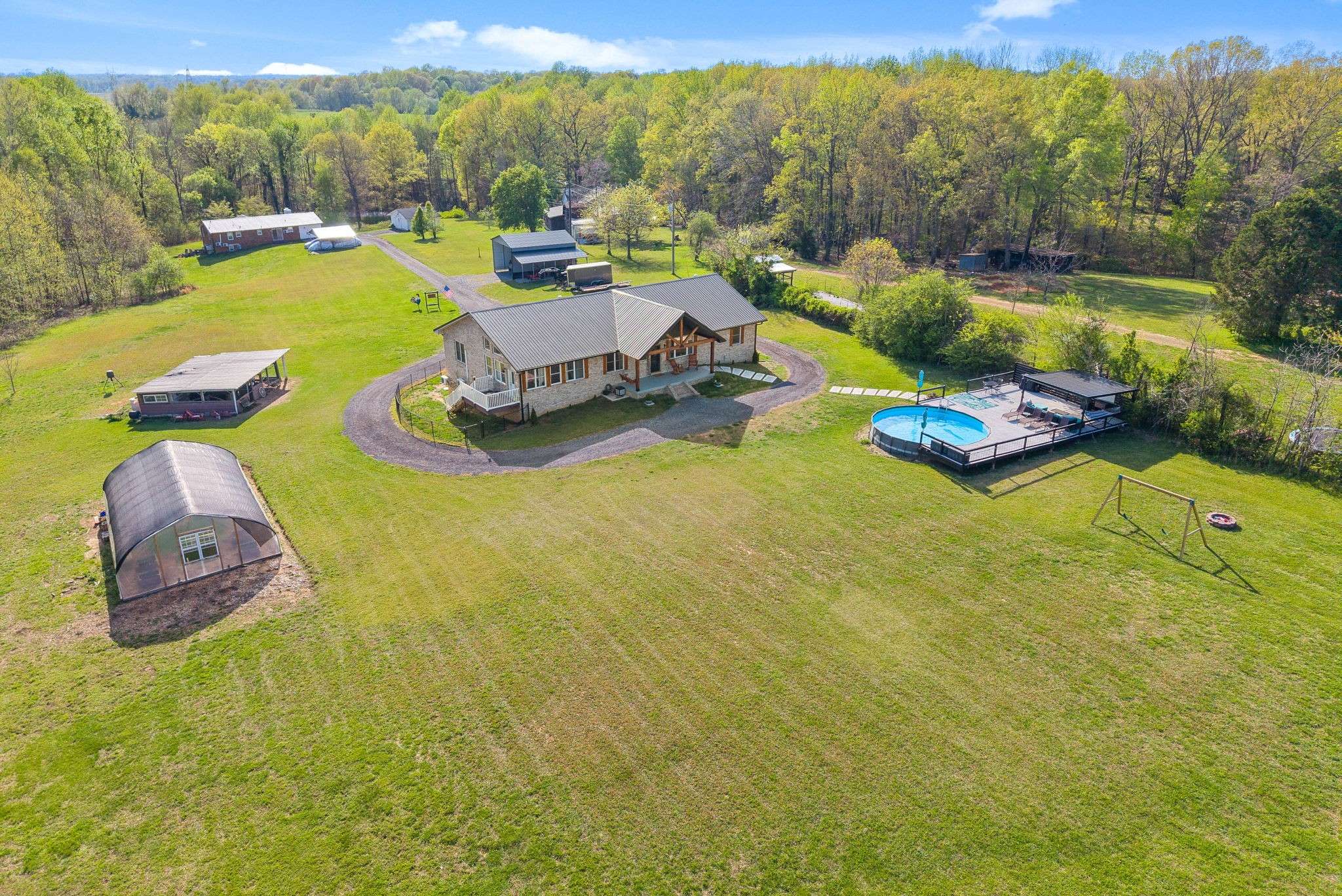 Clarksville, TN 37043,779 Iron Workers Rd #W