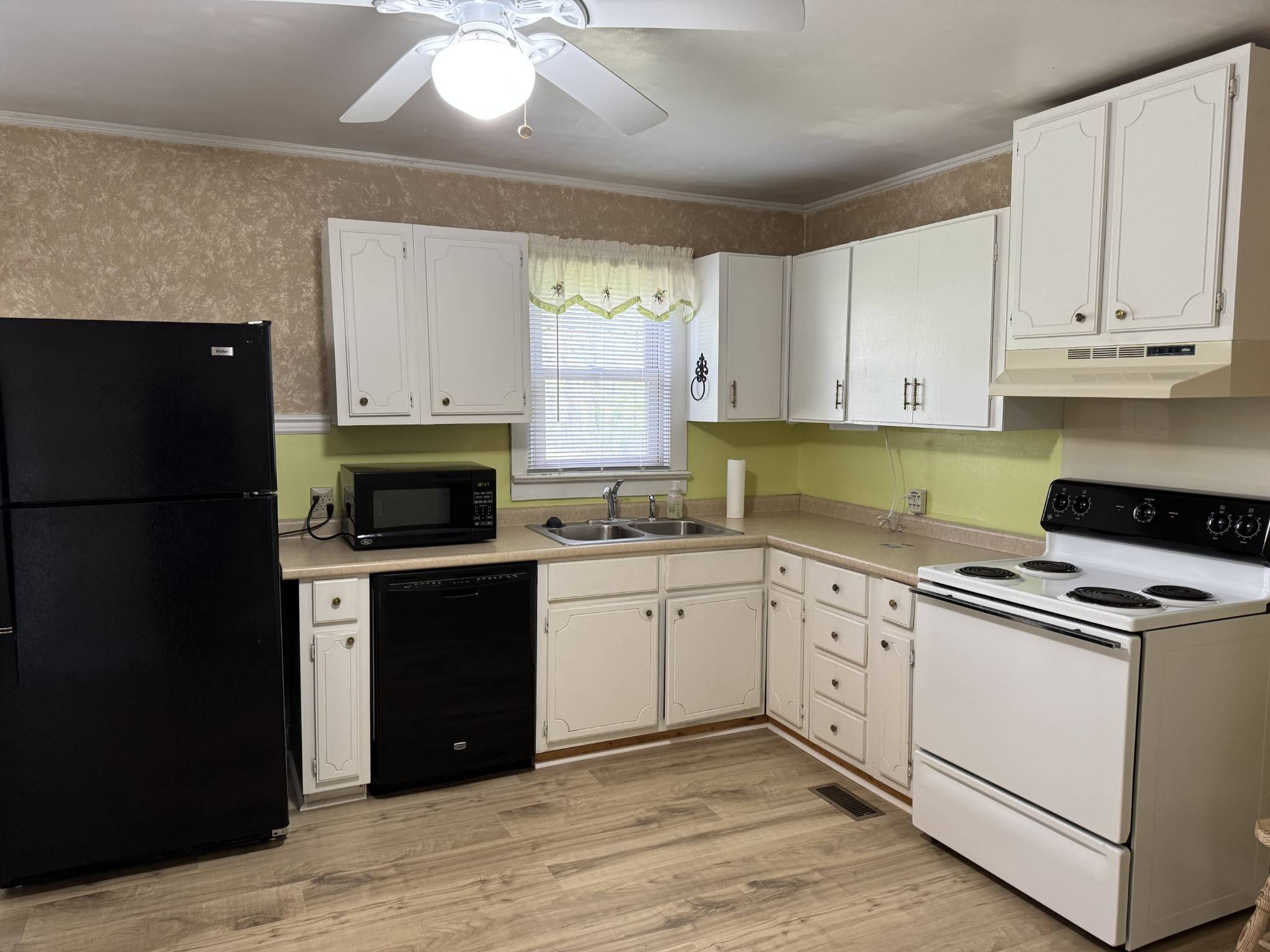 Winchester, TN 37398,42 Kitchen Hollow Rd