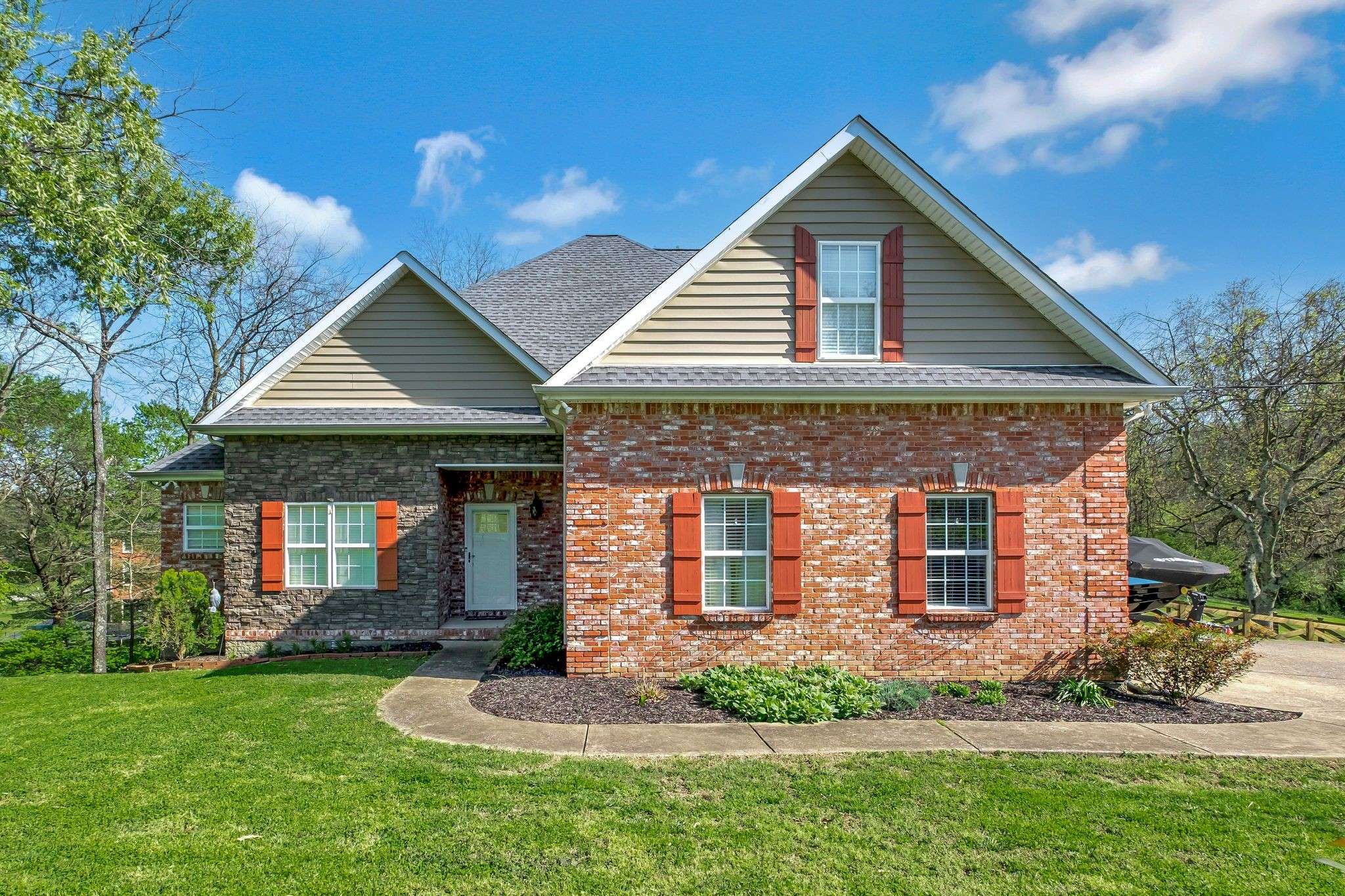 Old Hickory, TN 37138,328 Hickory Dr
