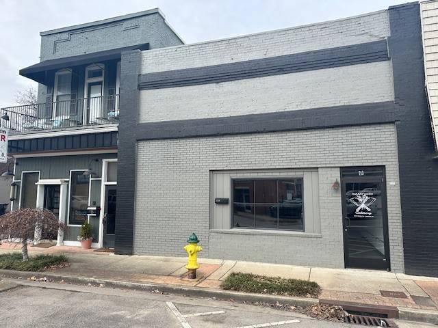 Columbia, TN 38401,713 N Garden St