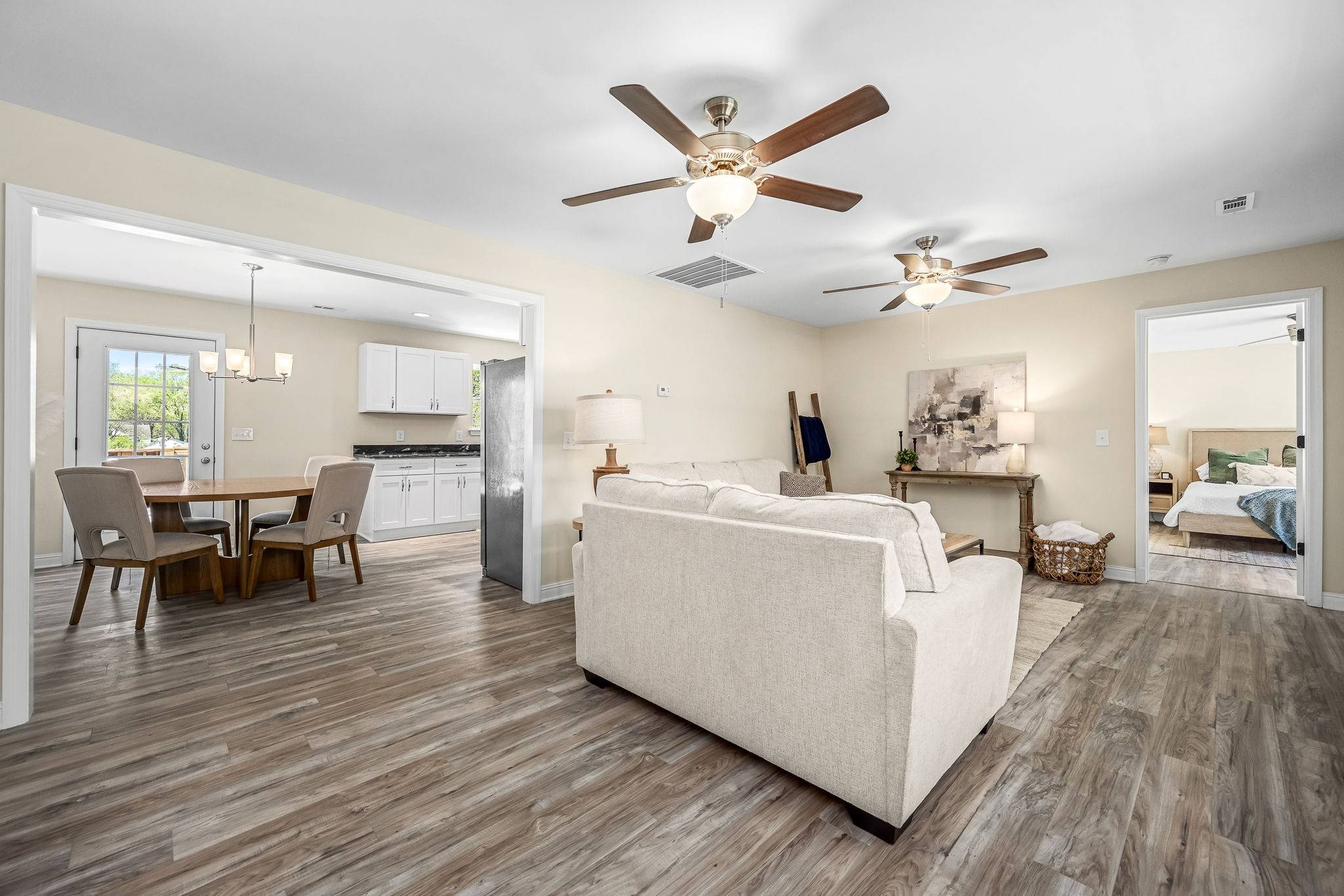 Woodbury, TN 37190,418 S McCrary St
