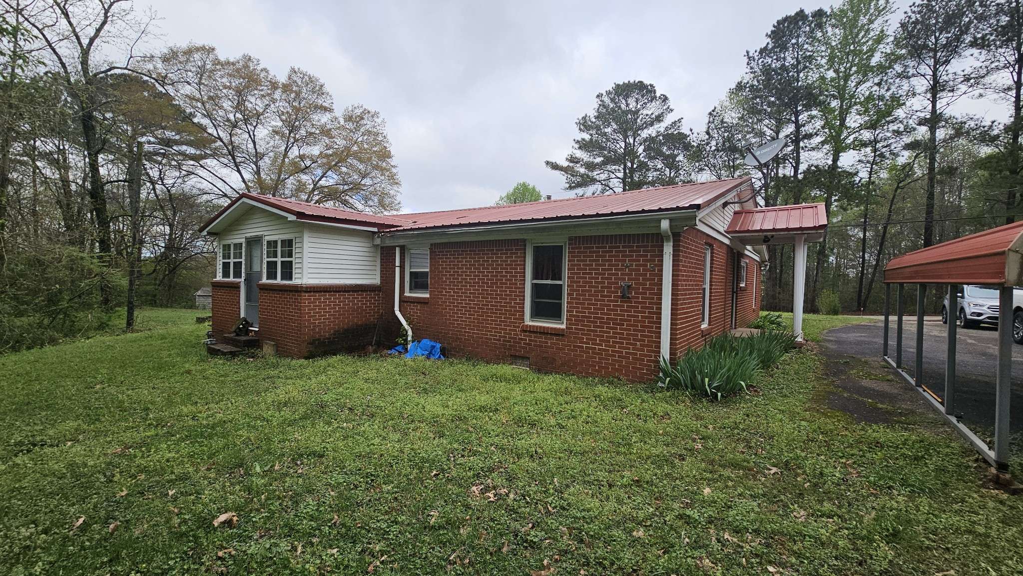 Lexington, TN 38351,950 Pope Rd