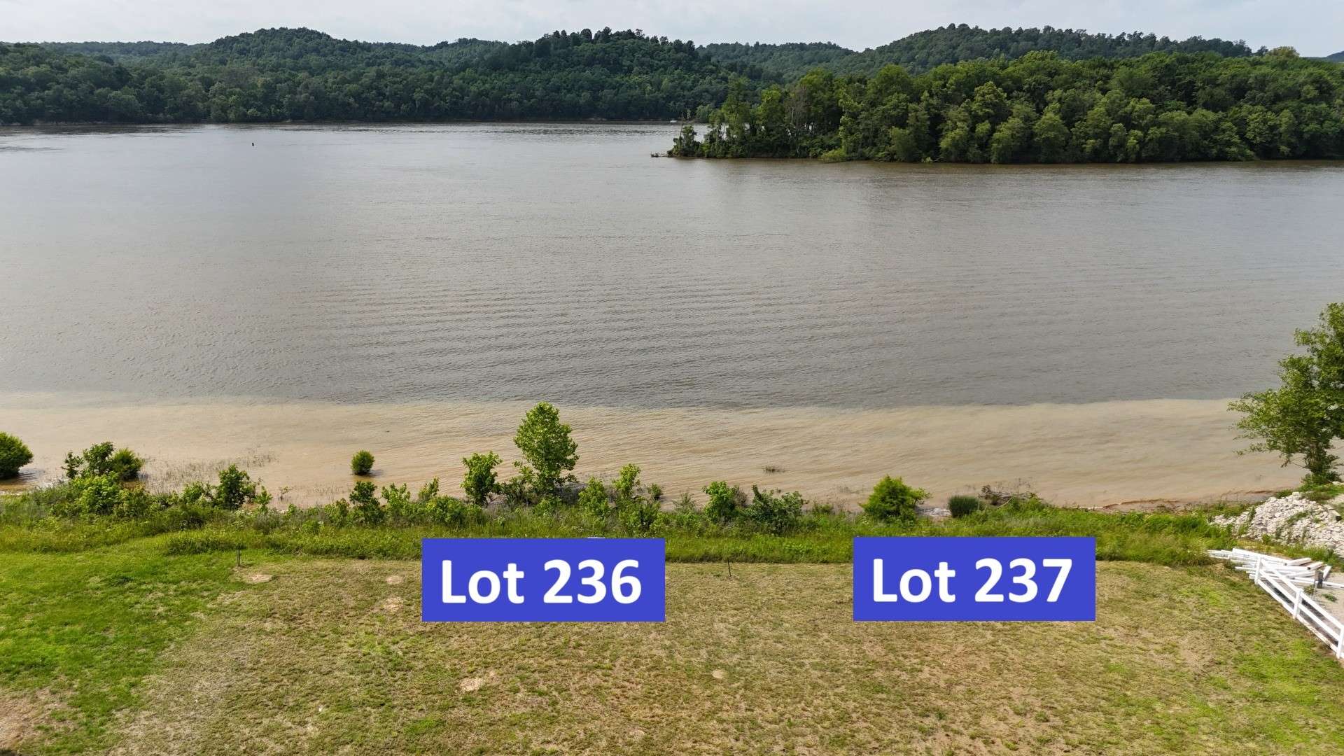 Clifton, TN 38425,2631 Hardin Bottom River Rd