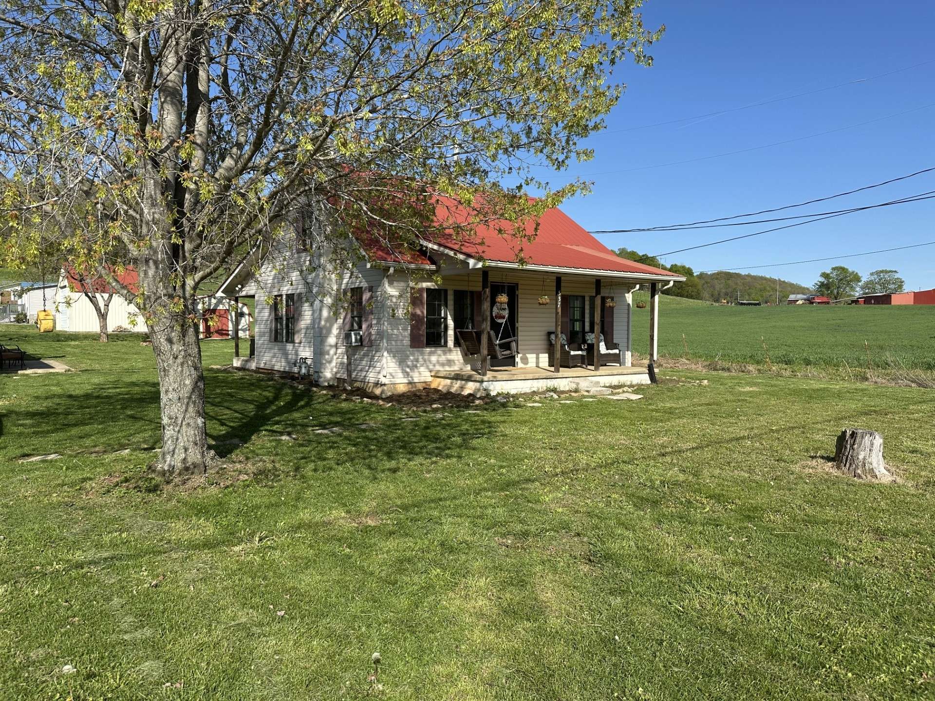 Livingston, TN 38570,537 Jamestown Hwy
