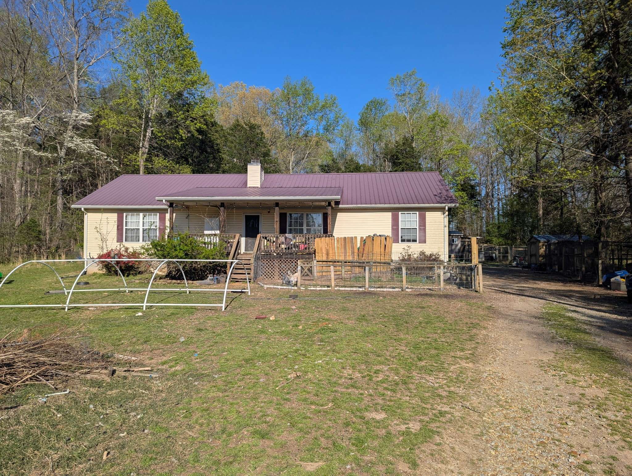 Palmyra, TN 37142,3755 Possum Hollow Rd