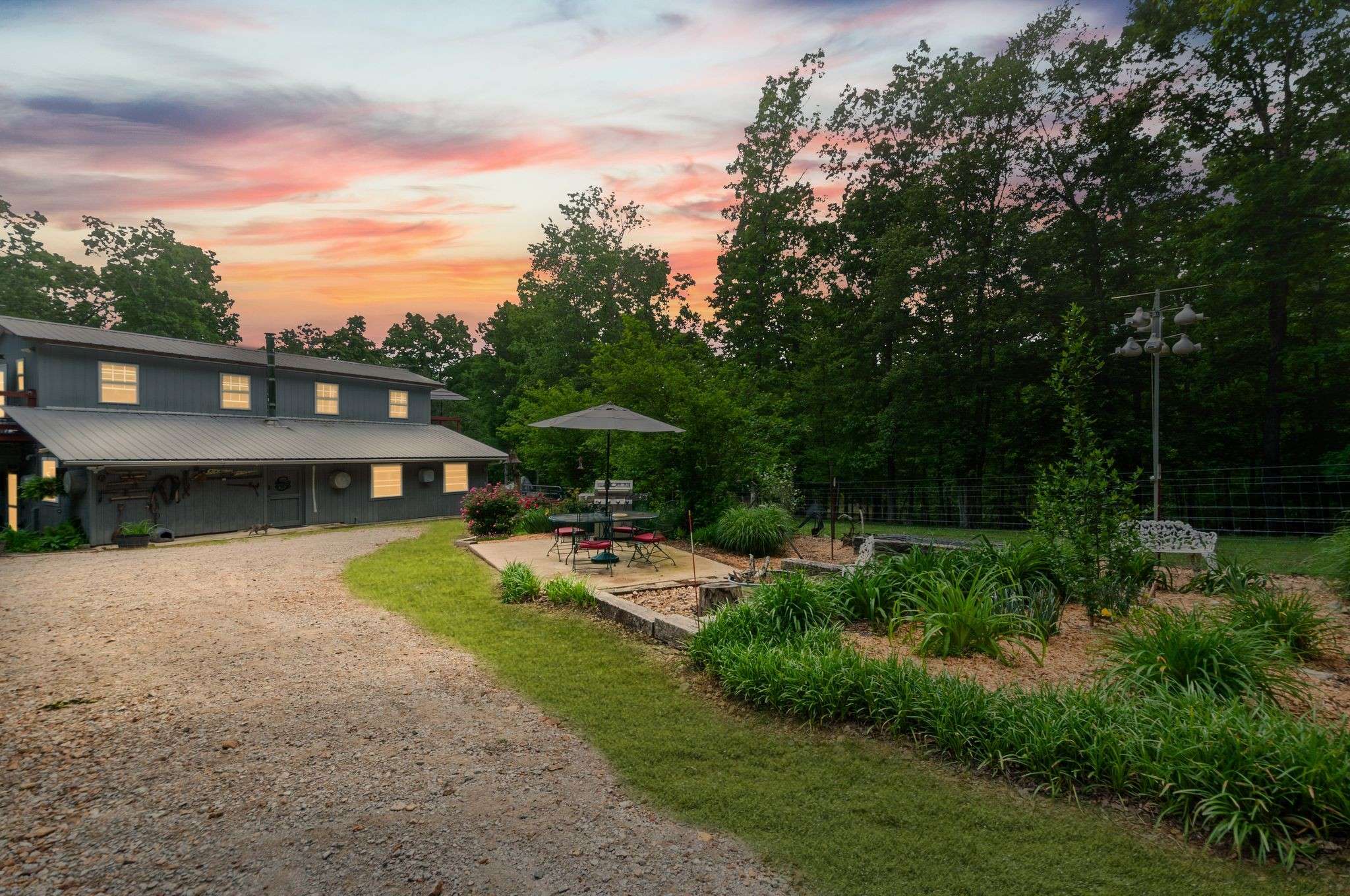 Nunnelly, TN 37137,2685 Highway 230 #W