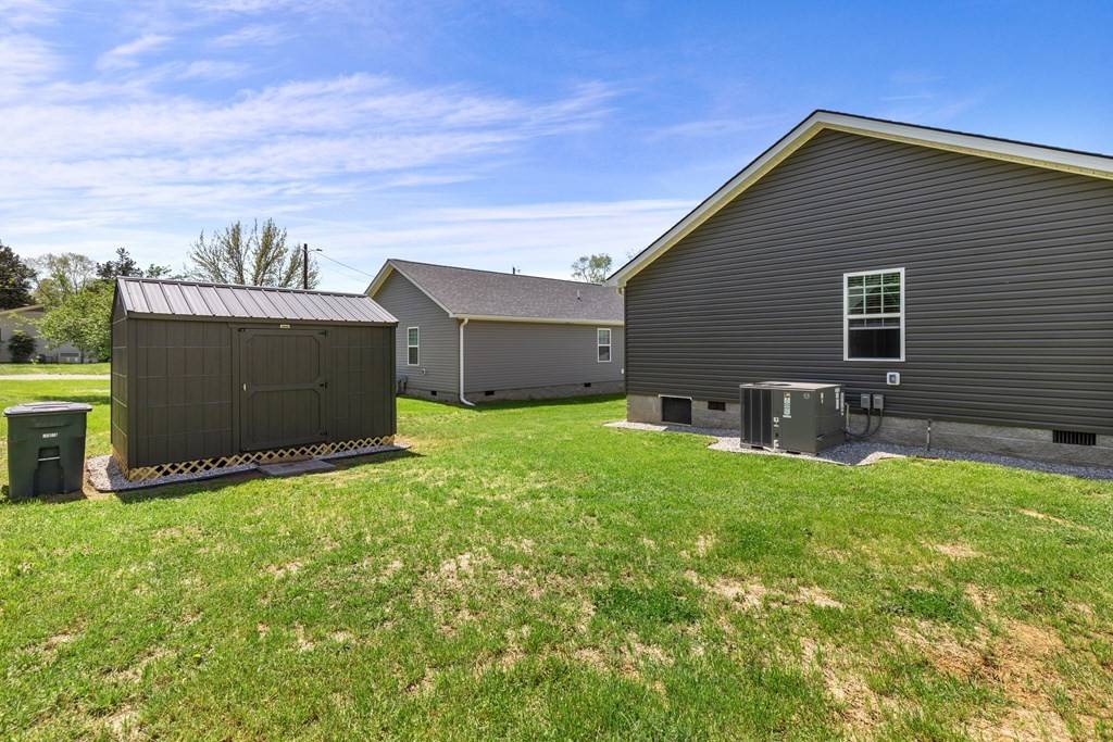 Sparta, TN 38583,302 Leon Dr
