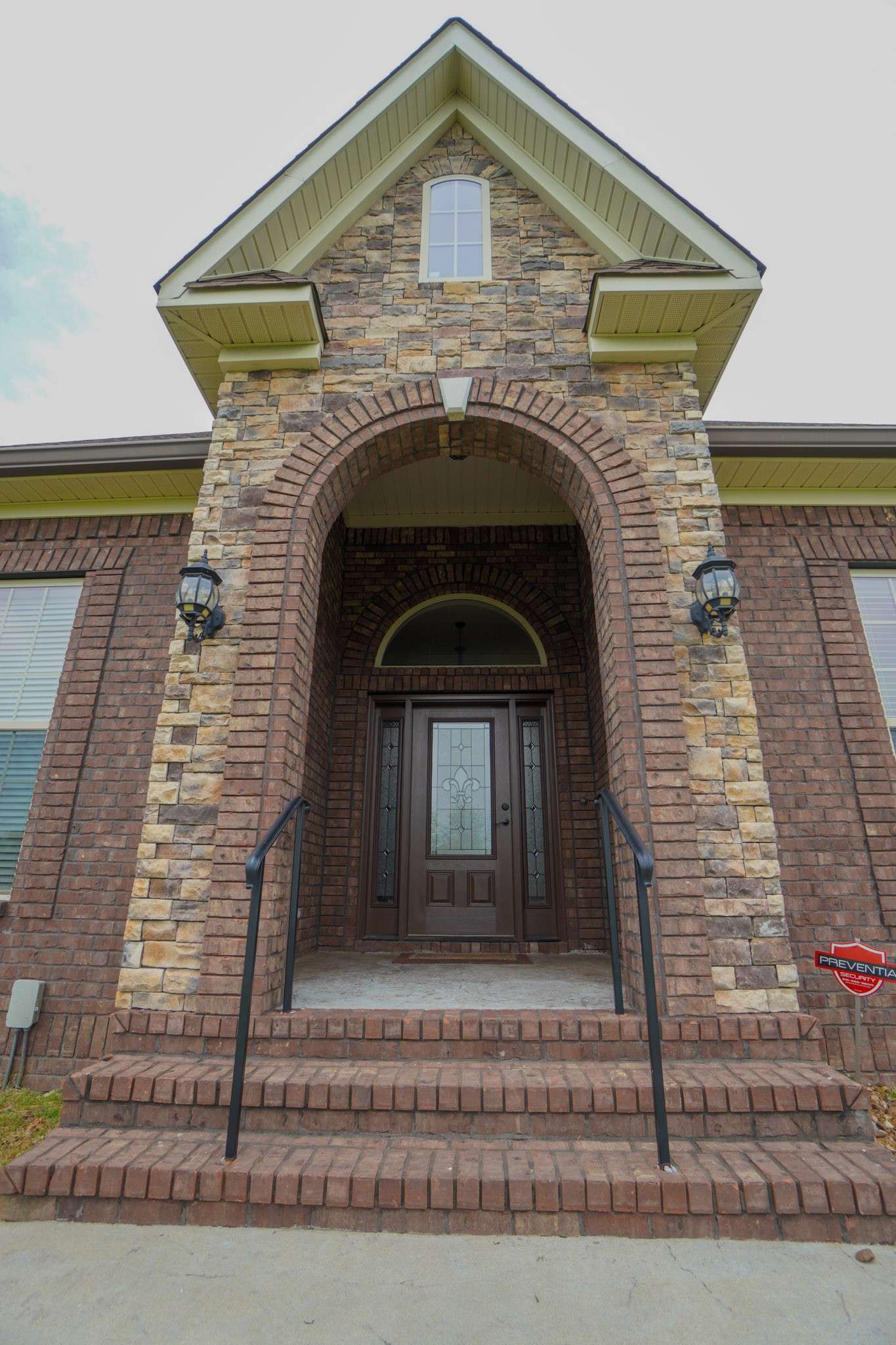 Lafayette, TN 37083,210 Michael Cir