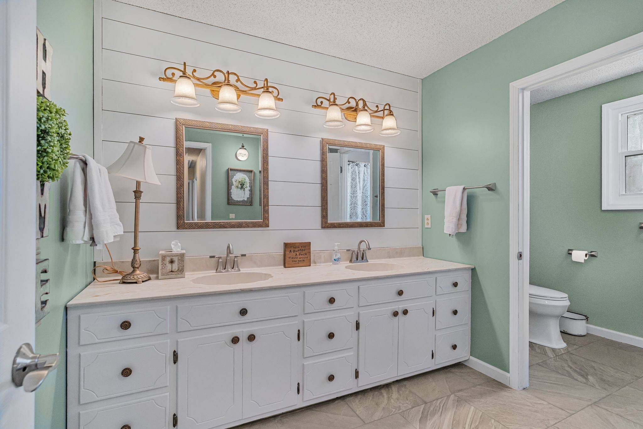 Goodlettsville, TN 37072,460 W Campbell Rd