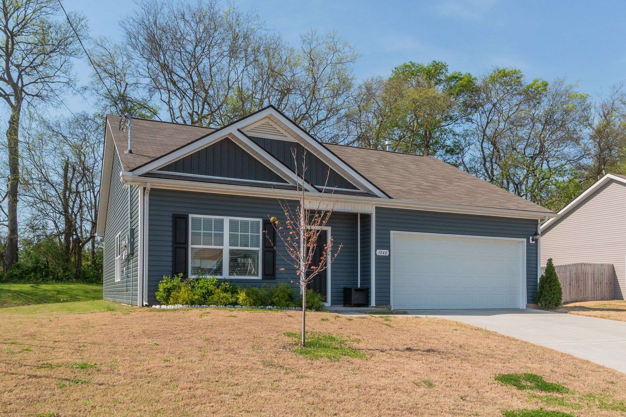 Columbia, TN 38401,1840 Holdens Hollows