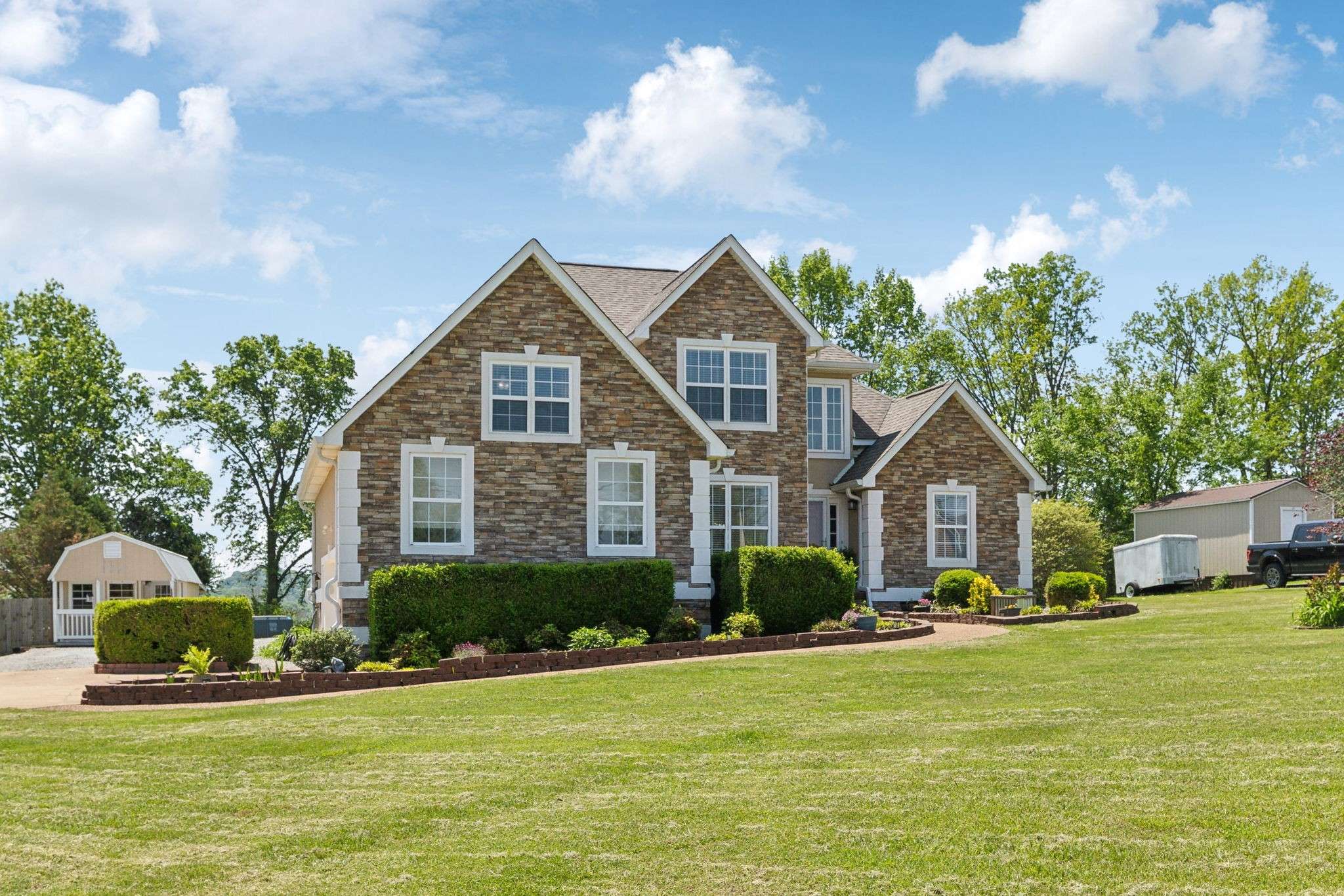 Columbia, TN 38401,1427 Oak Leaf Dr