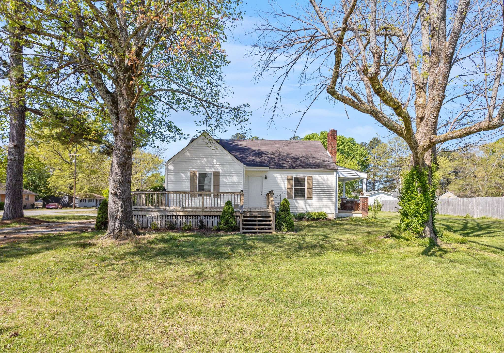 Tullahoma, TN 37388,303 Lee St