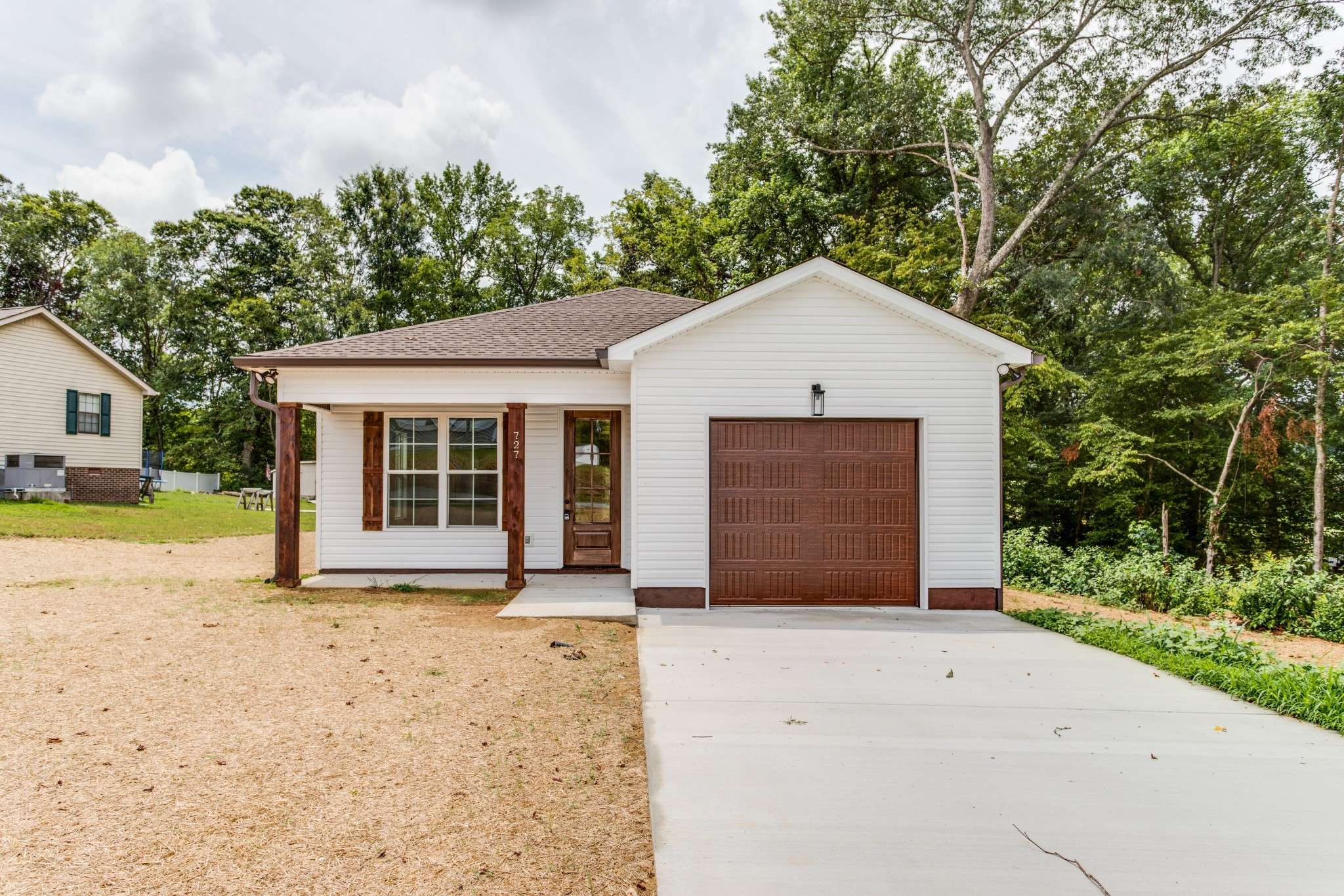 Mcminnville, TN 37110,549 Southside Dr