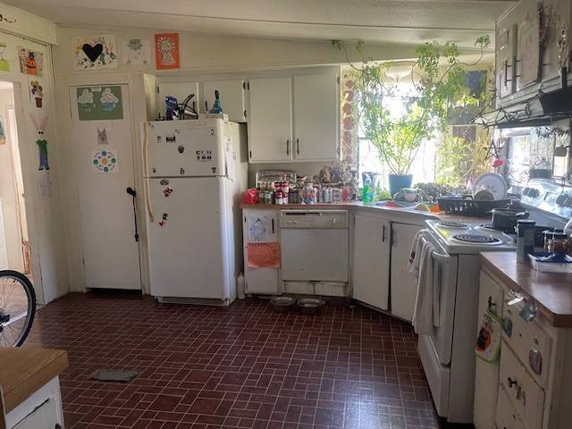 Hohenwald, TN 38462,220 W 4th Ave