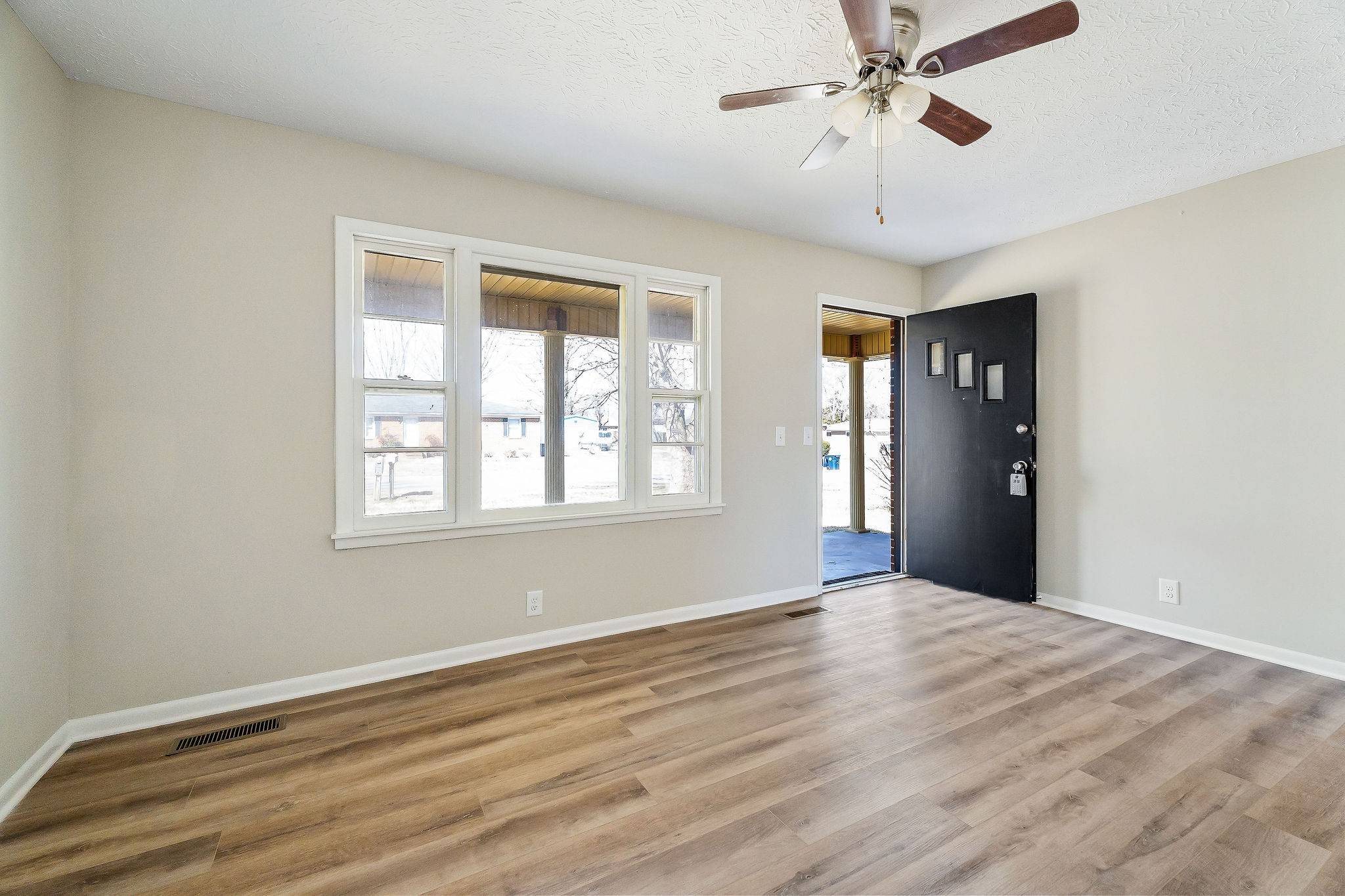 Smithville, TN 37166,814 Luttrell Ave