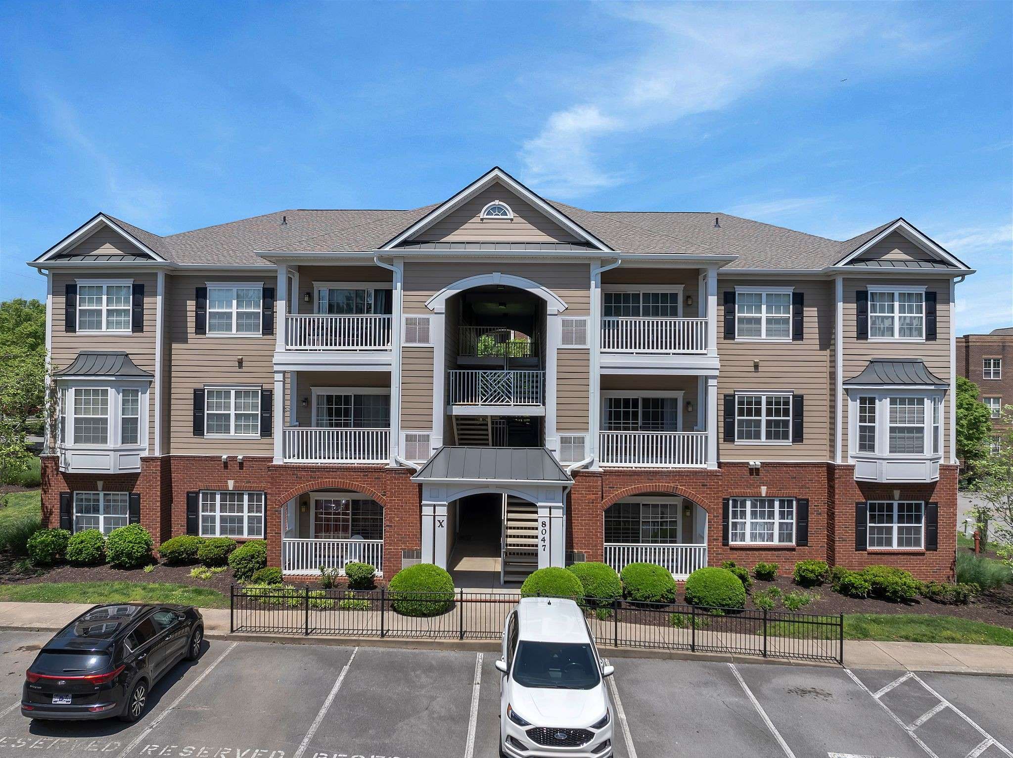 Nashville, TN 37211,8047 Bienville Dr #9