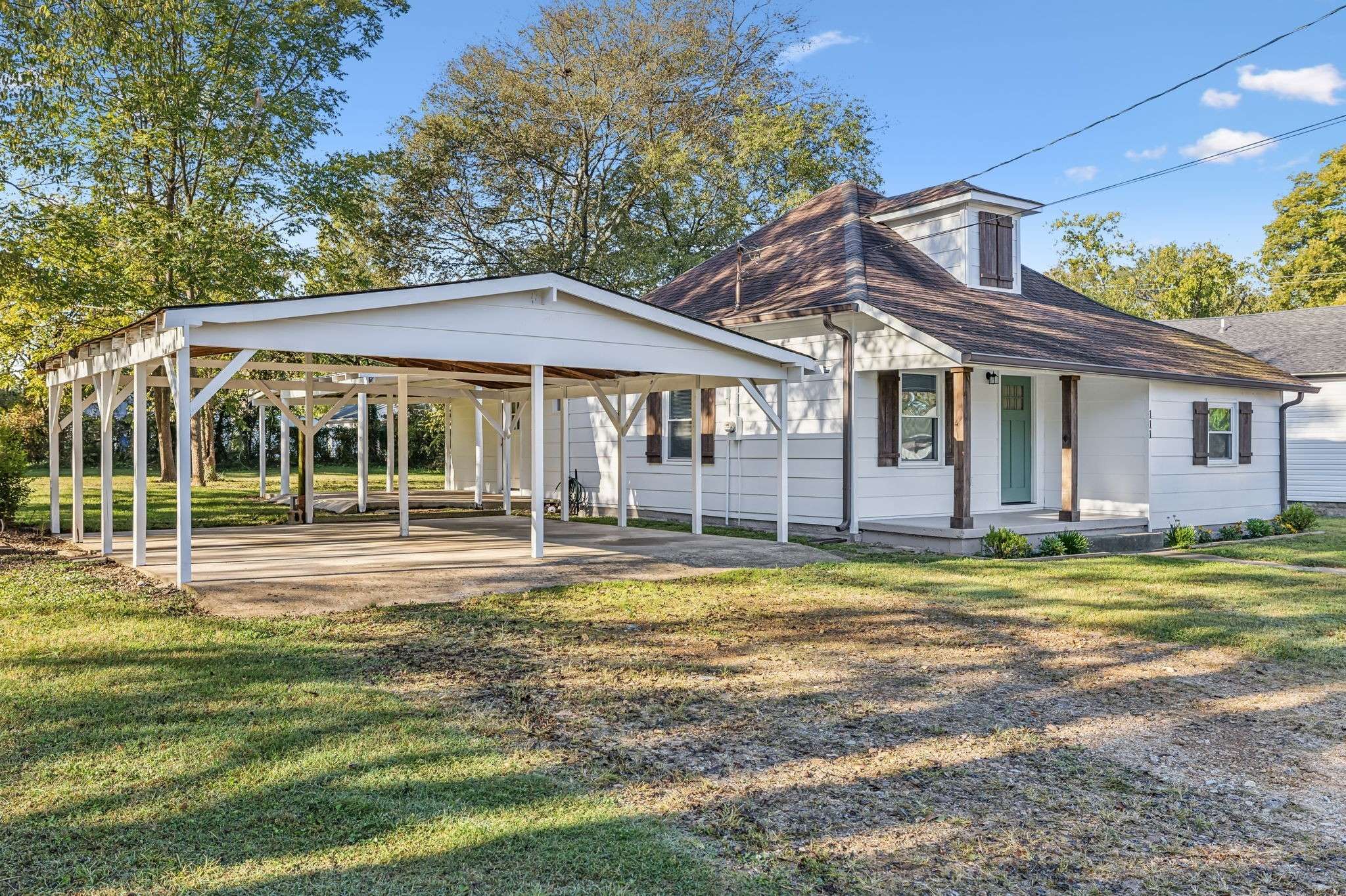 Mount Pleasant, TN 38474,111 3rd Ave