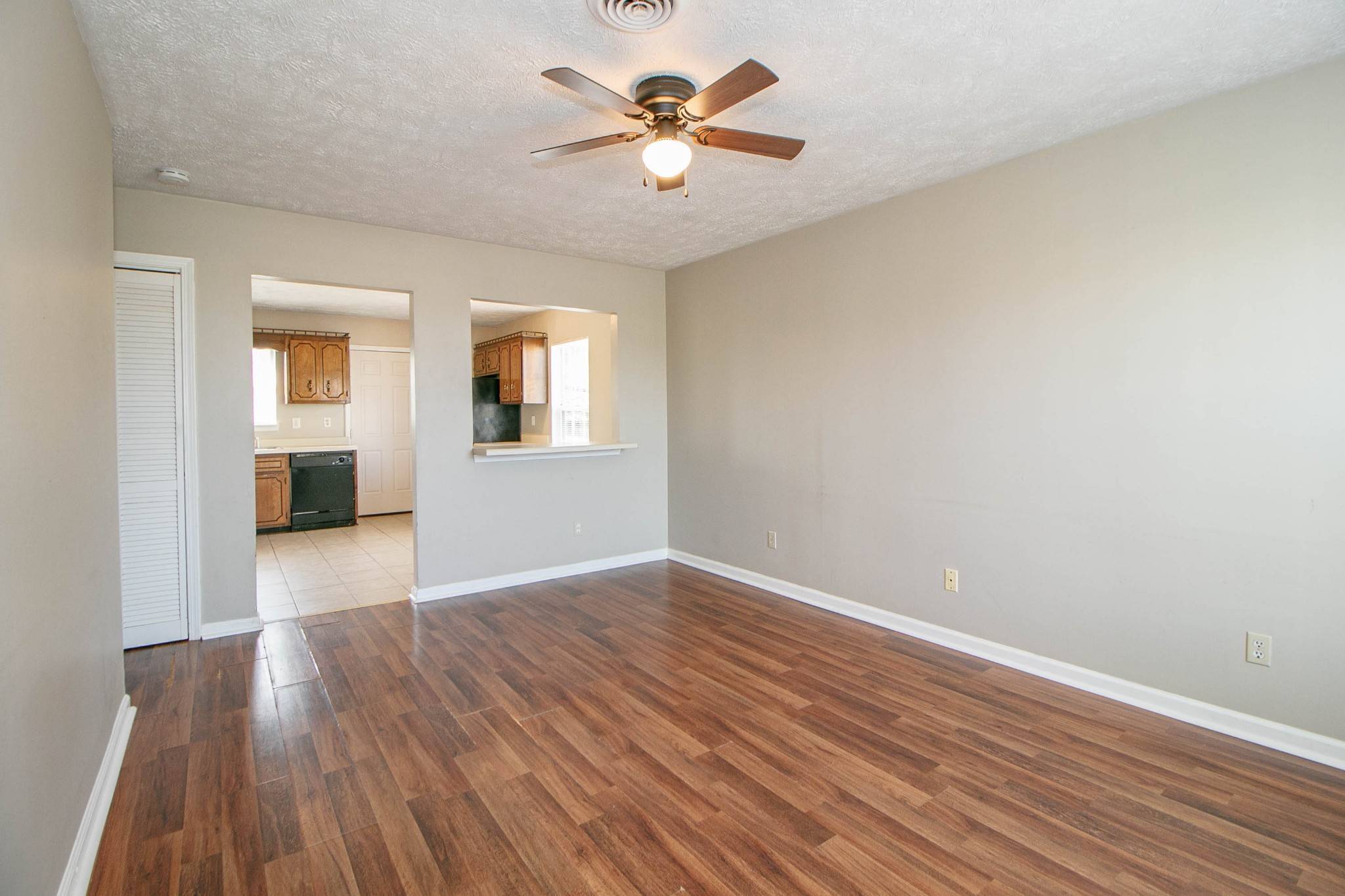 Oak Grove, KY 42262,1003 Stateline Road