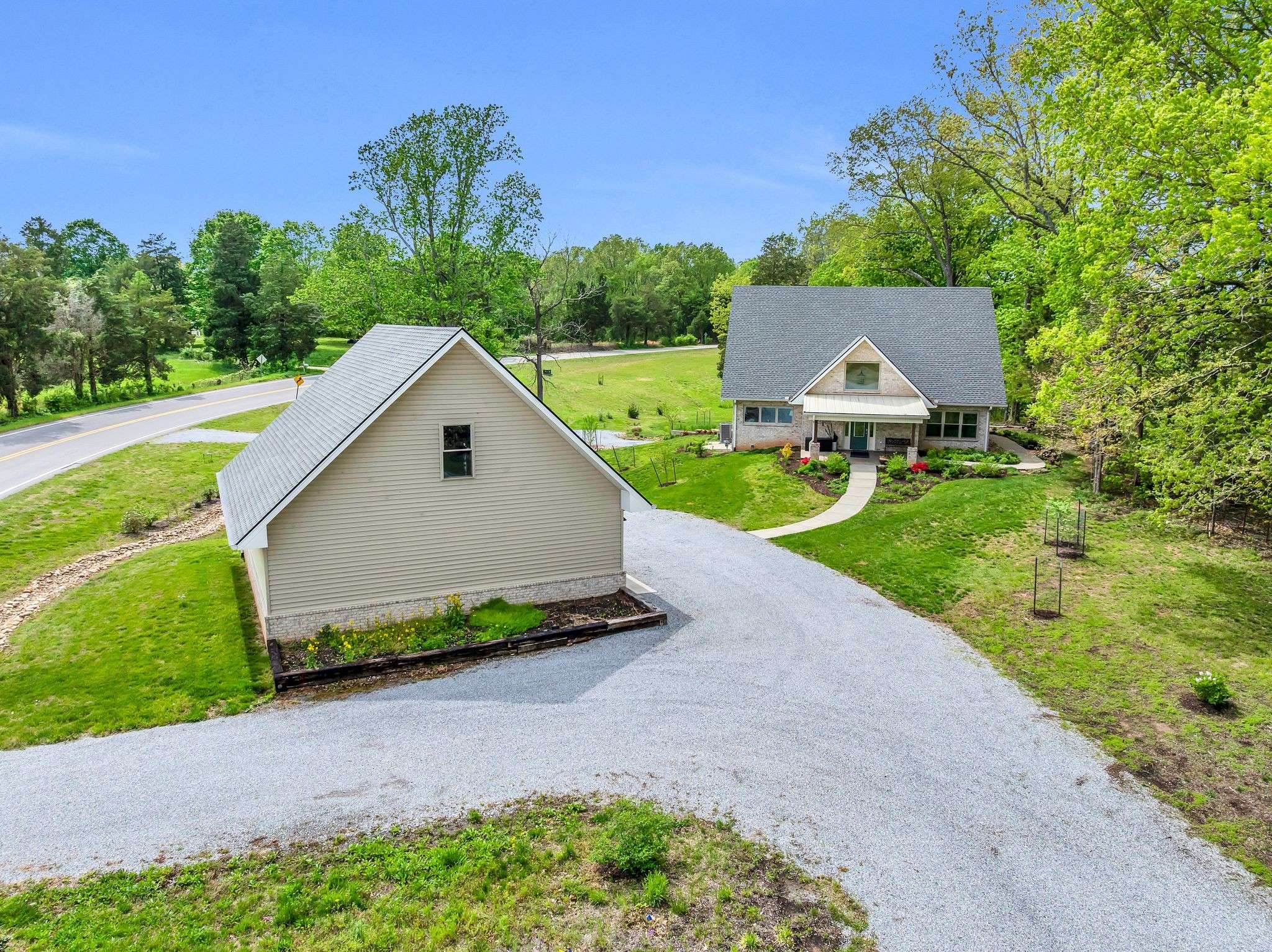 Vanleer, TN 37181,4122 Highway 49 West
