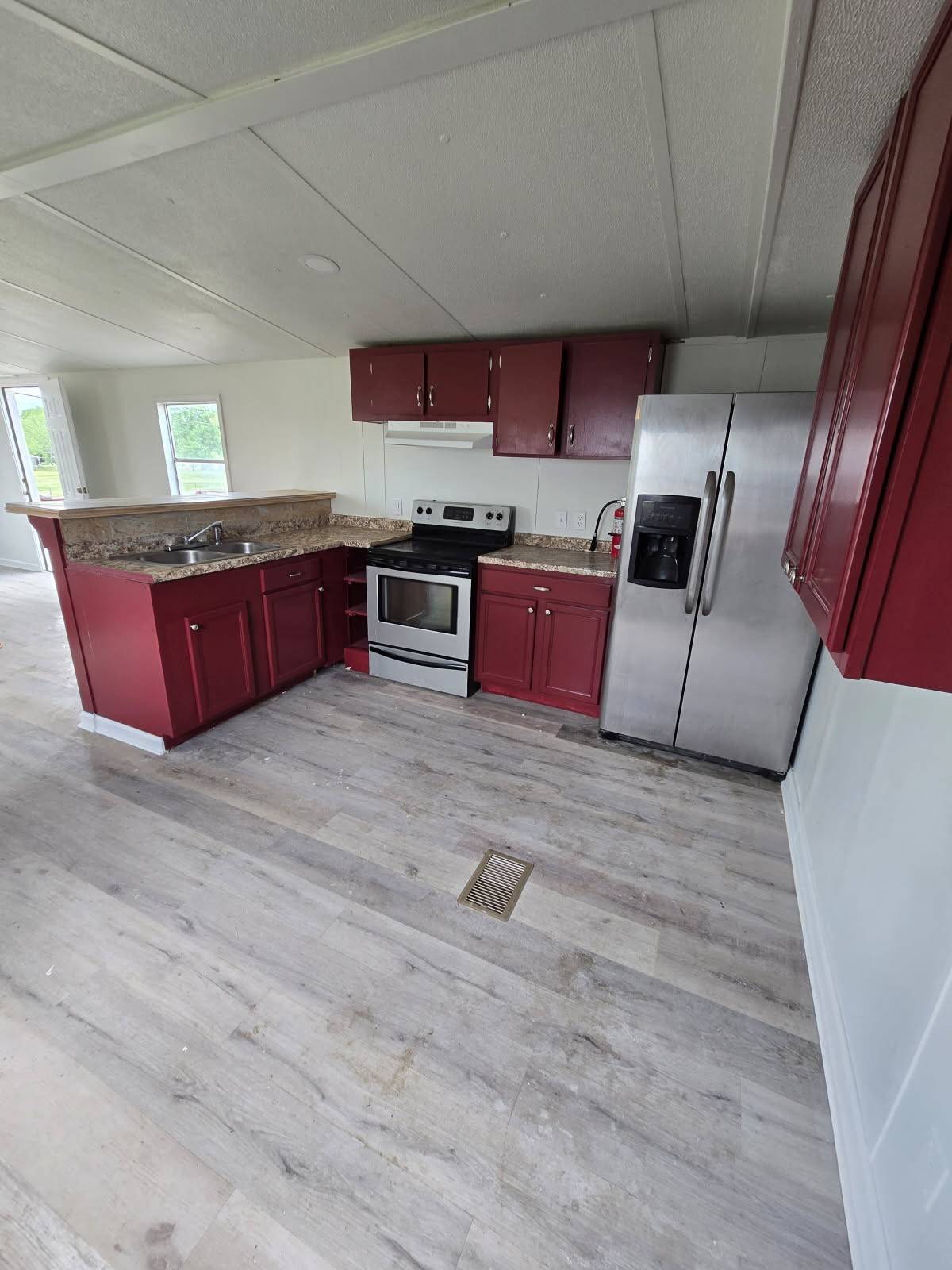 La Vergne, TN 37086,104 Plantation Dr