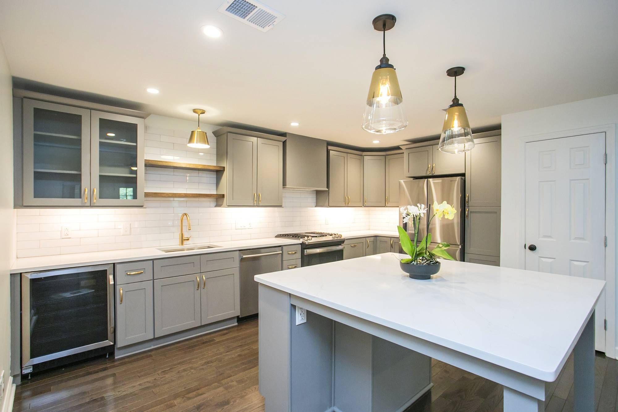 Nashville, TN 37206,937 Russell St #7
