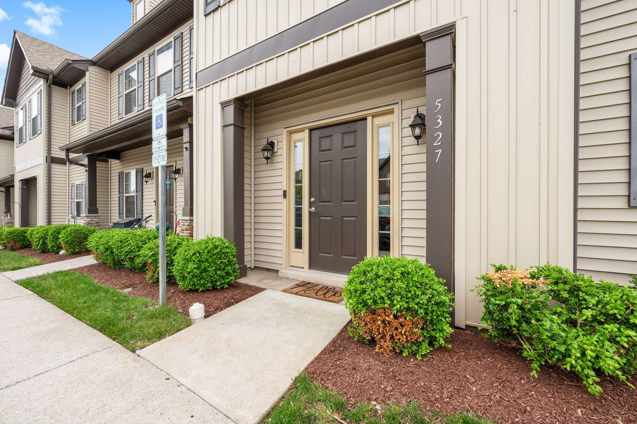 Murfreesboro, TN 37128,5327 Tony Lama Ln