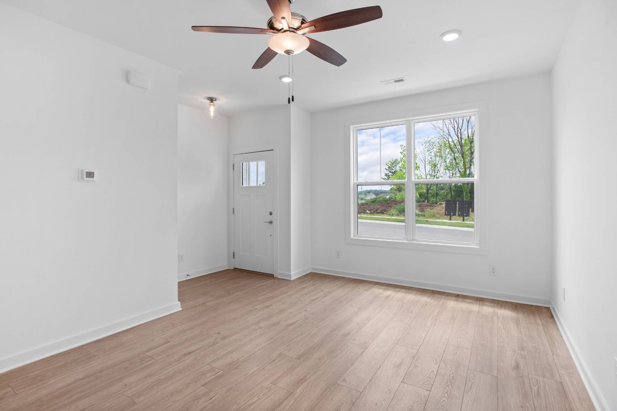 Goodlettsville, TN 37072,1170 S Dickerson Rd #20