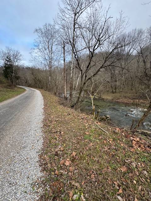 Moss, TN 38575,0 Brimstone Creek Rd