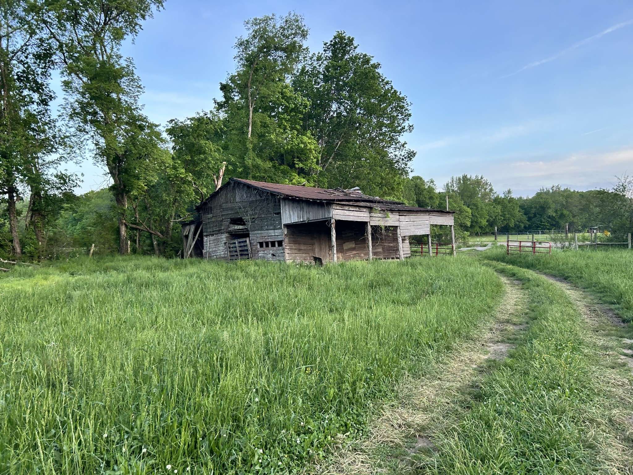 Linden, TN 37096,7581 Highway 438 west