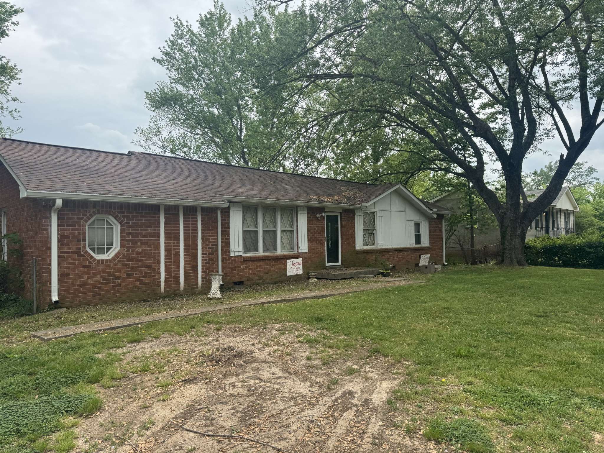 Clarksville, TN 37042,306 Notgrass Rd