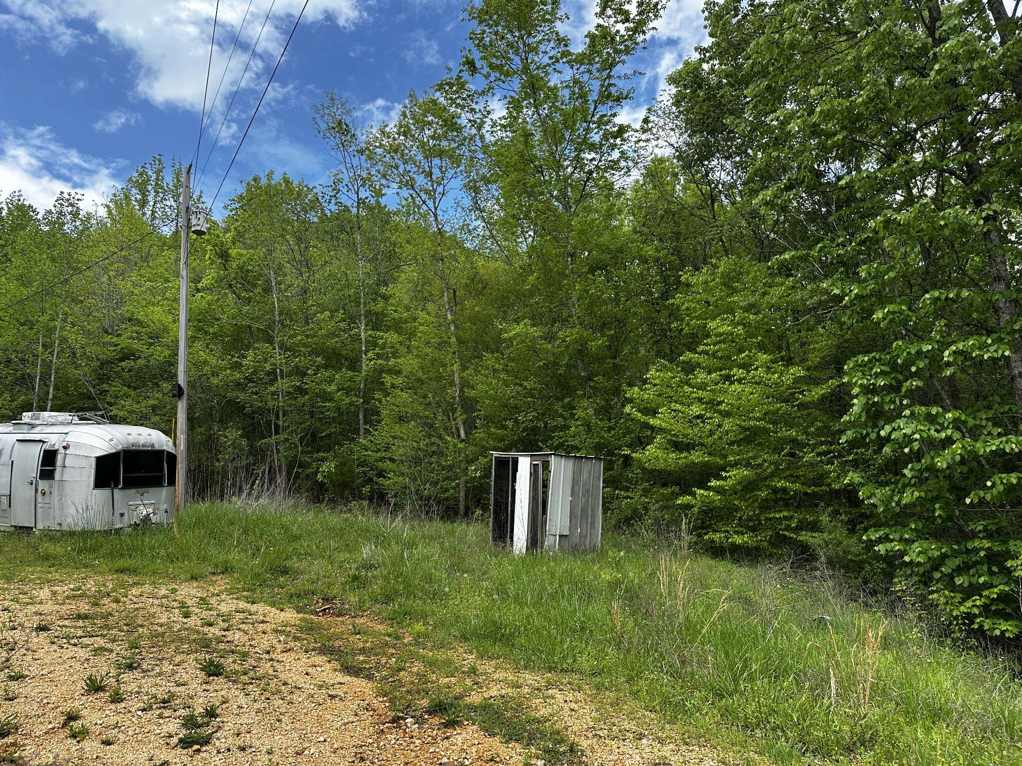 Clifton, TN 38425,910 Warren Hollow Rd
